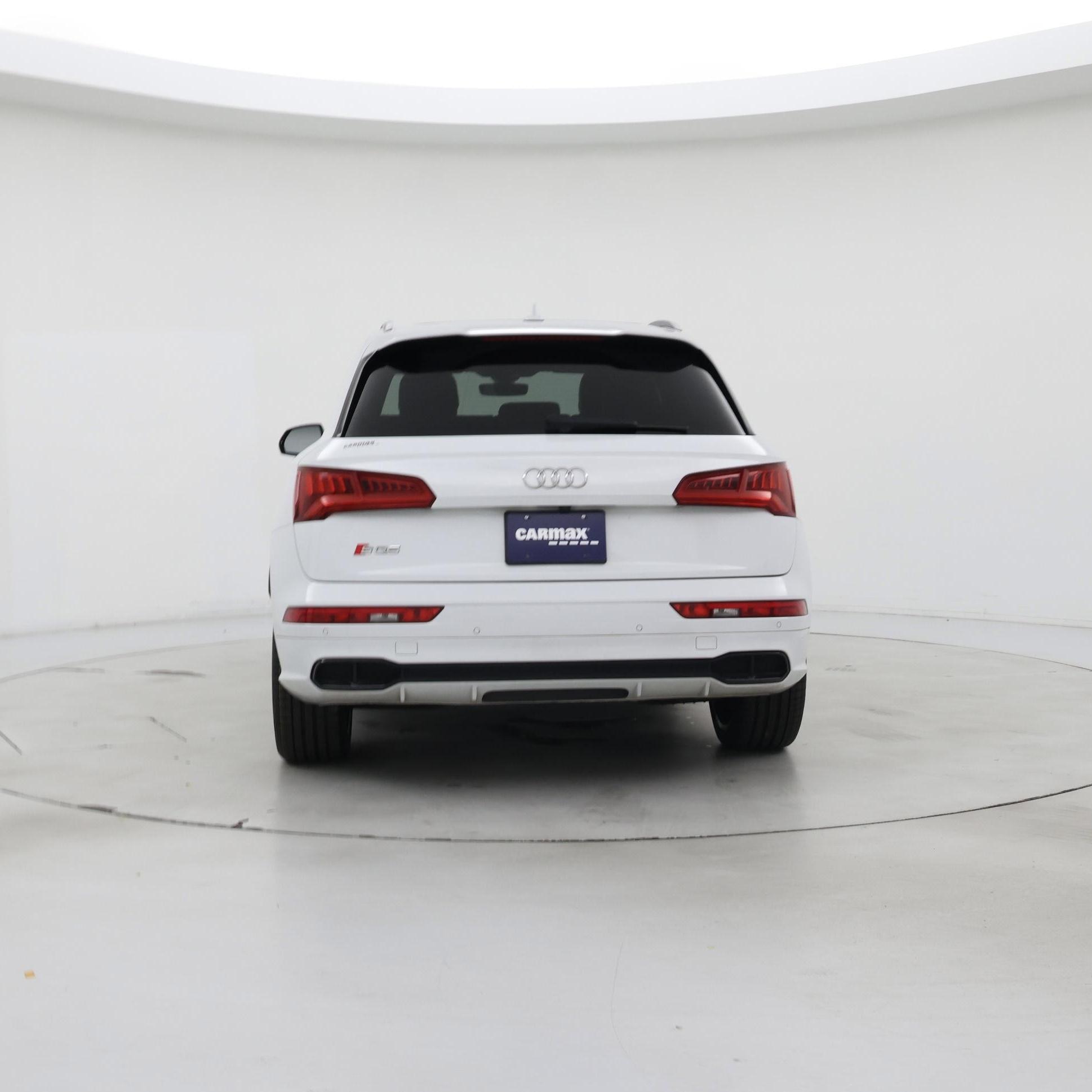 Thumbnail: 2020 Audi SQ5 - 6