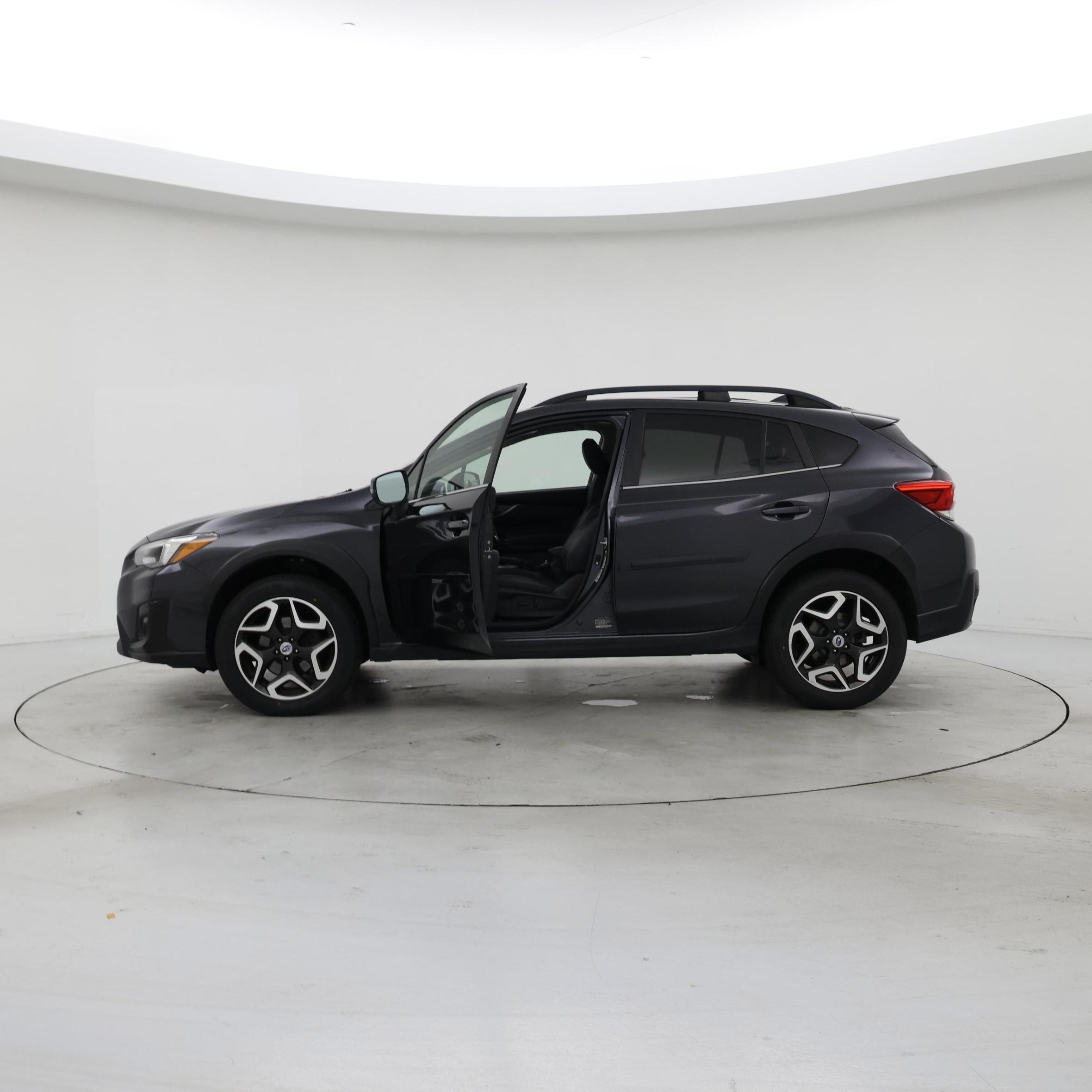 Thumbnail: 2018 Subaru Crosstrek - 3