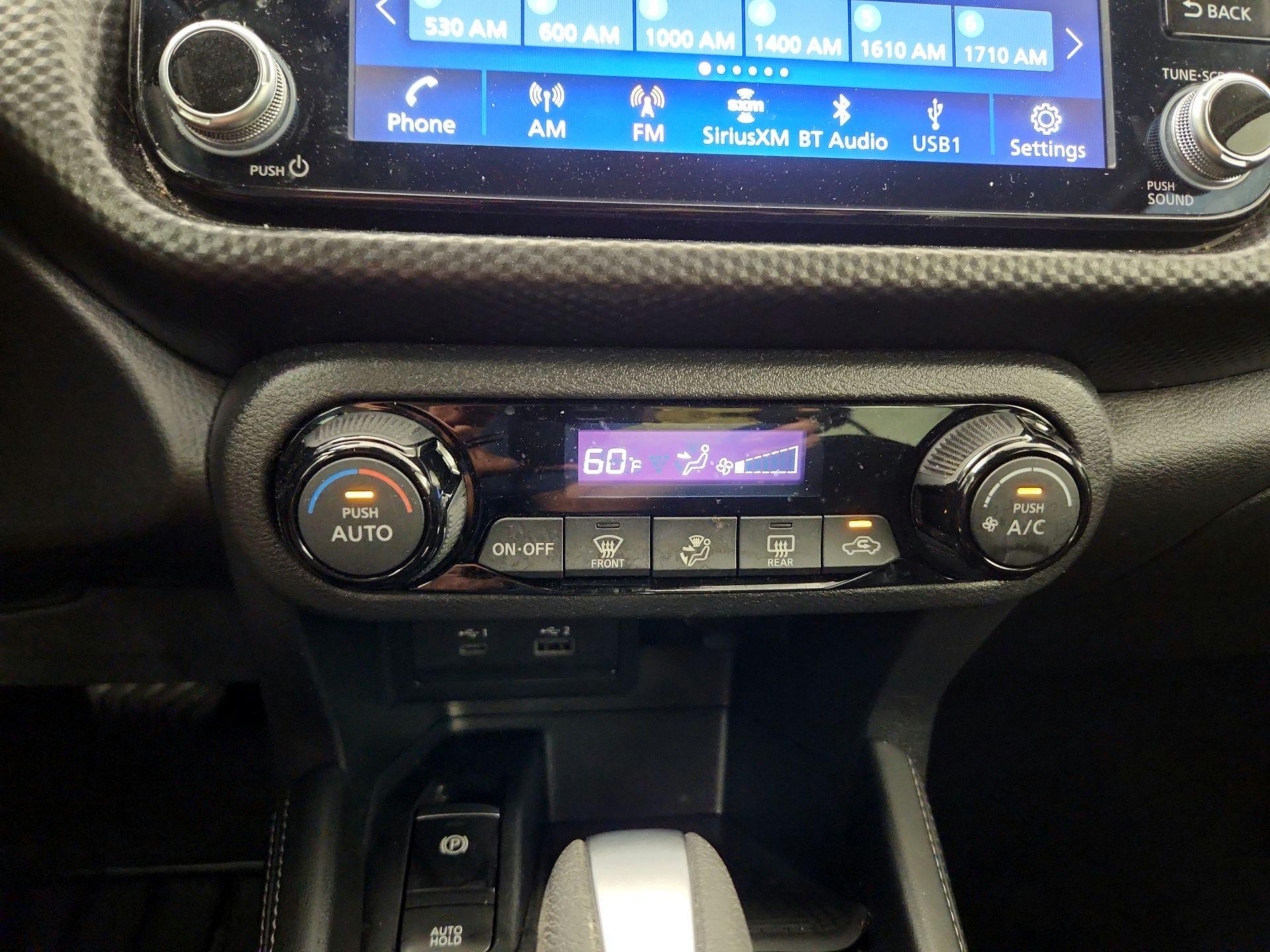 Thumbnail: 2021 Nissan Kicks - 15