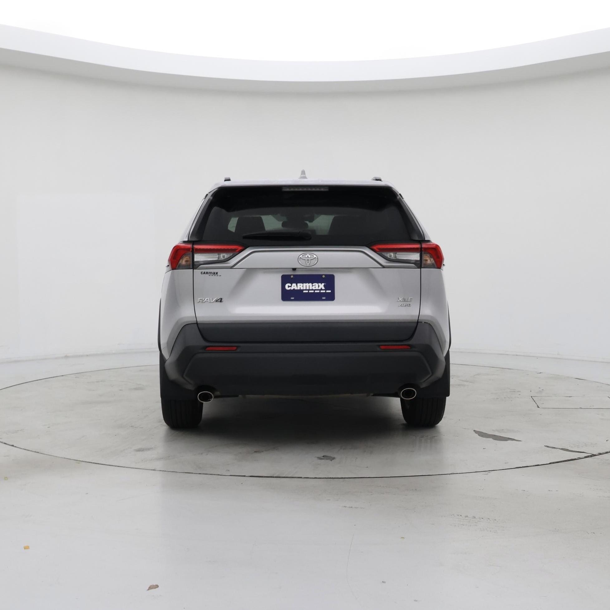 Thumbnail: 2021 Toyota RAV4 - 6