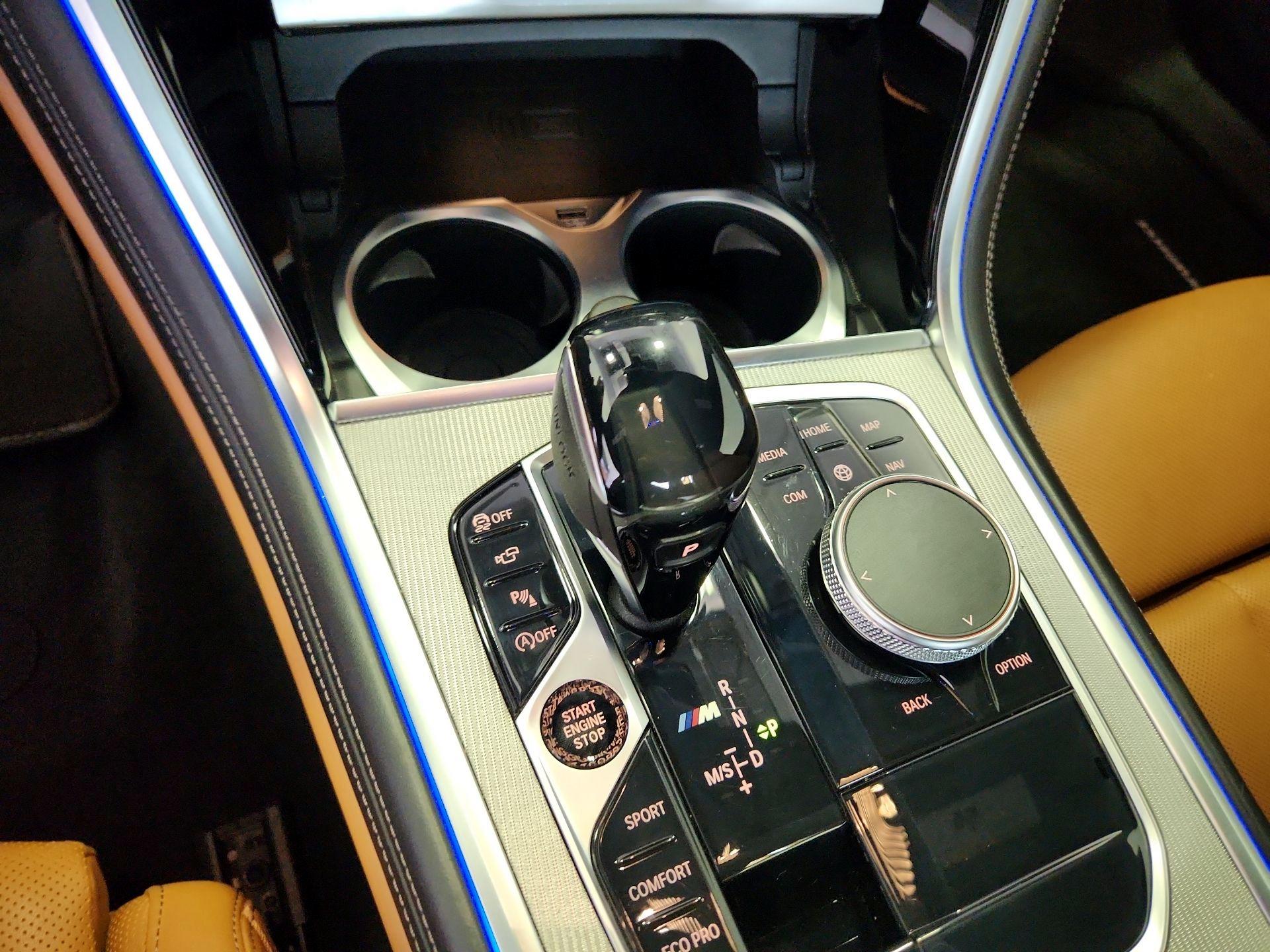 Thumbnail: 2019 BMW 8 Series - 17