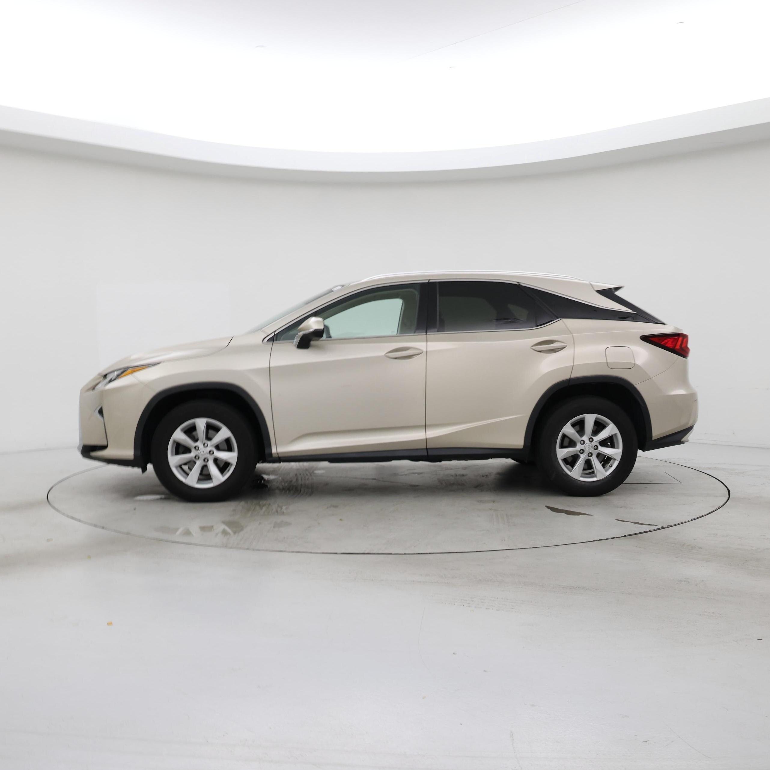 Thumbnail: 2017 Lexus RX - 3