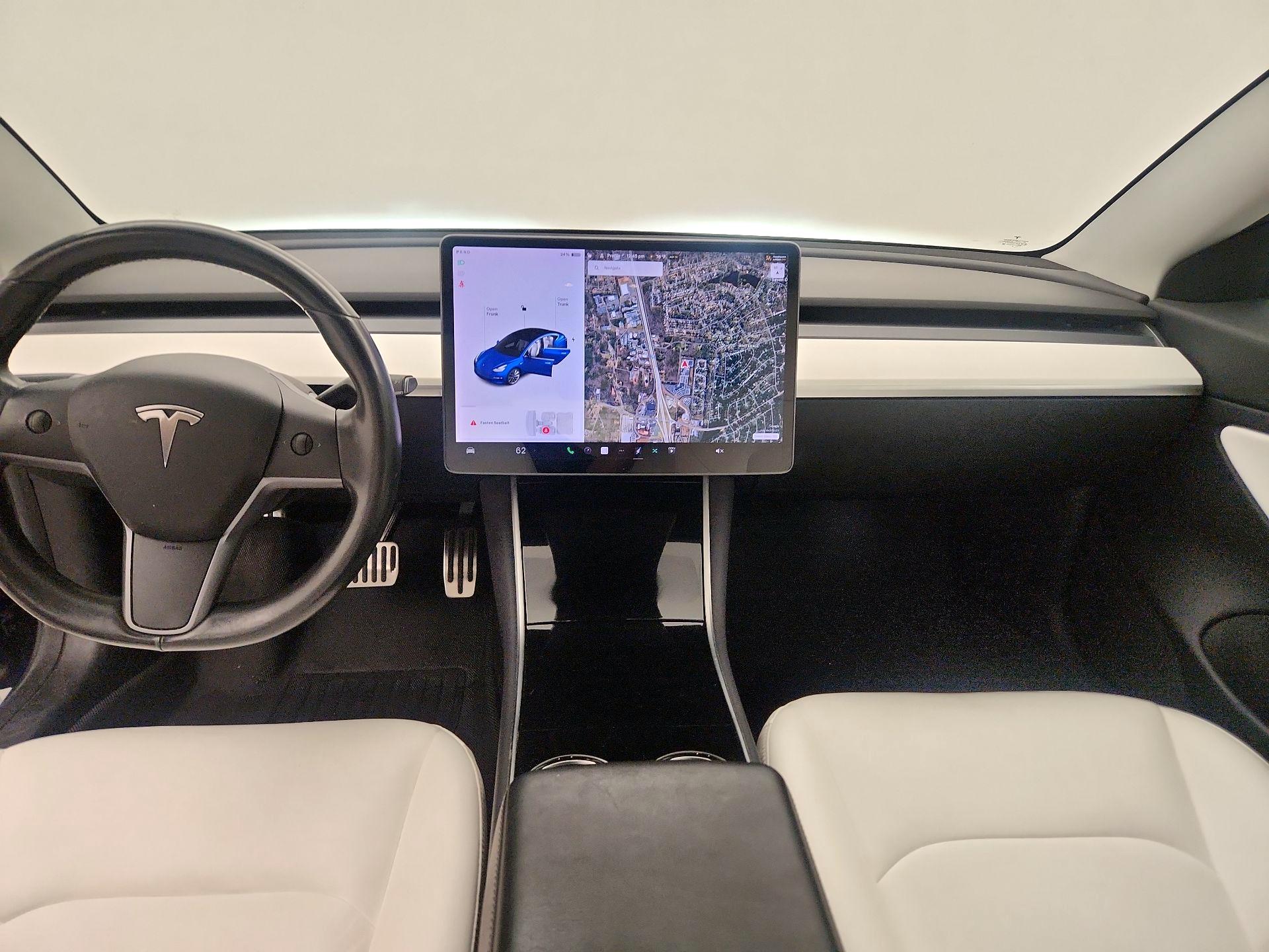 Thumbnail: 2019 Tesla Model 3 - 9