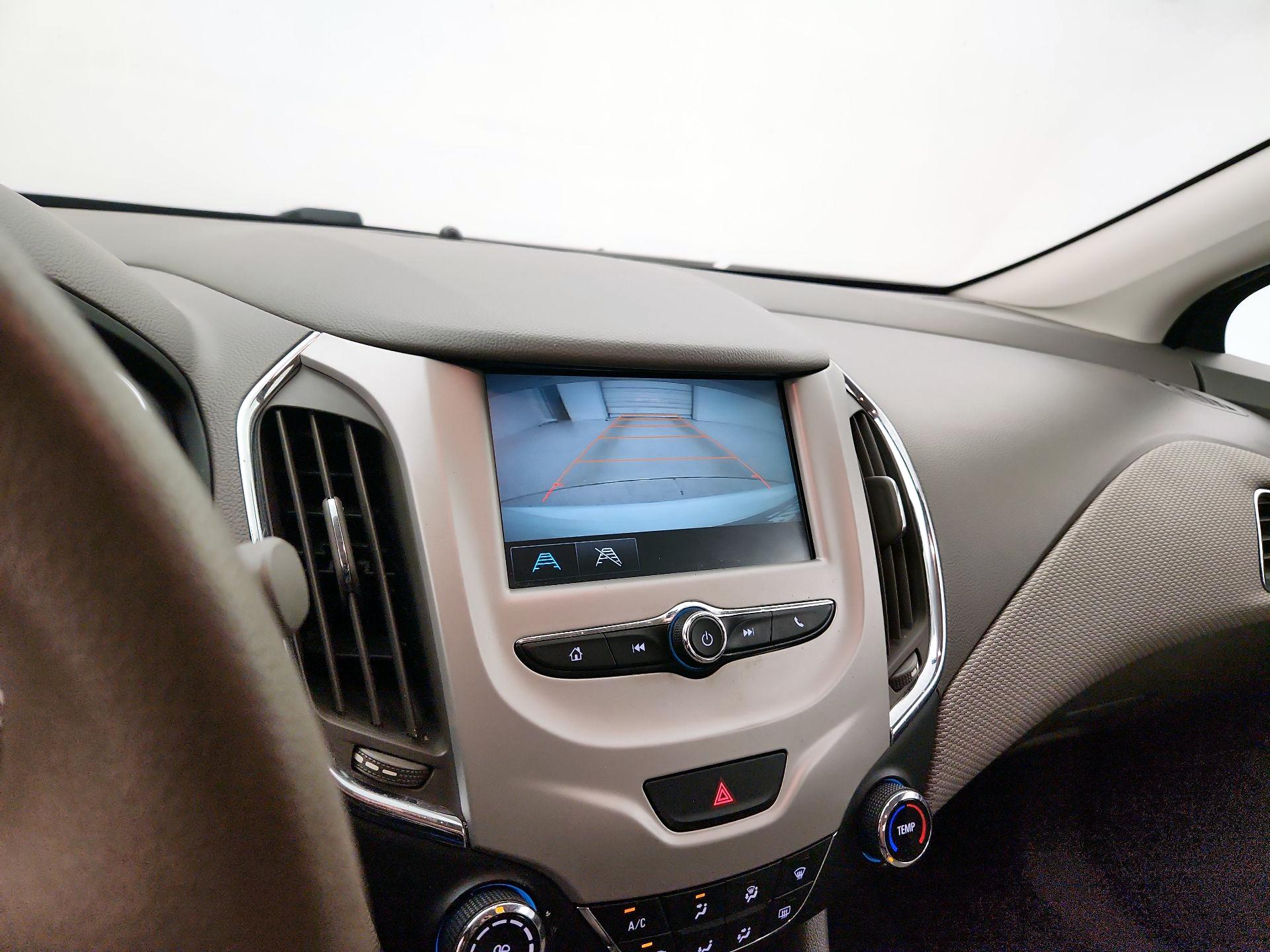 Thumbnail: 2016 Chevrolet Cruze - 14
