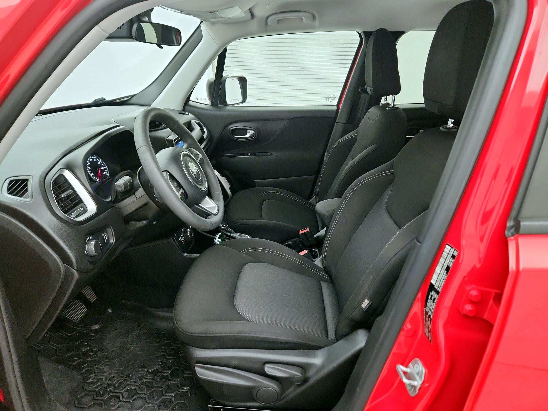 Thumbnail: 2021 Jeep Renegade - 11
