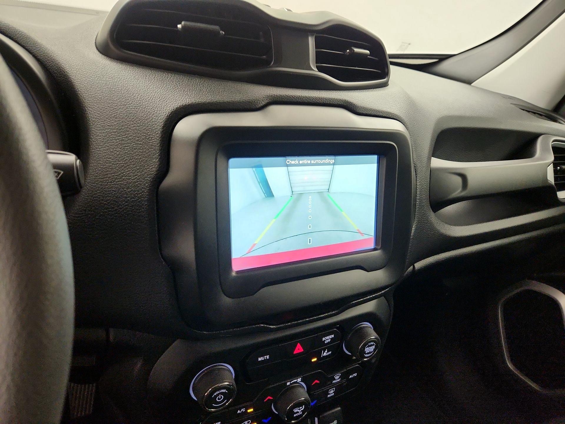 Thumbnail: 2021 Jeep Renegade - 14