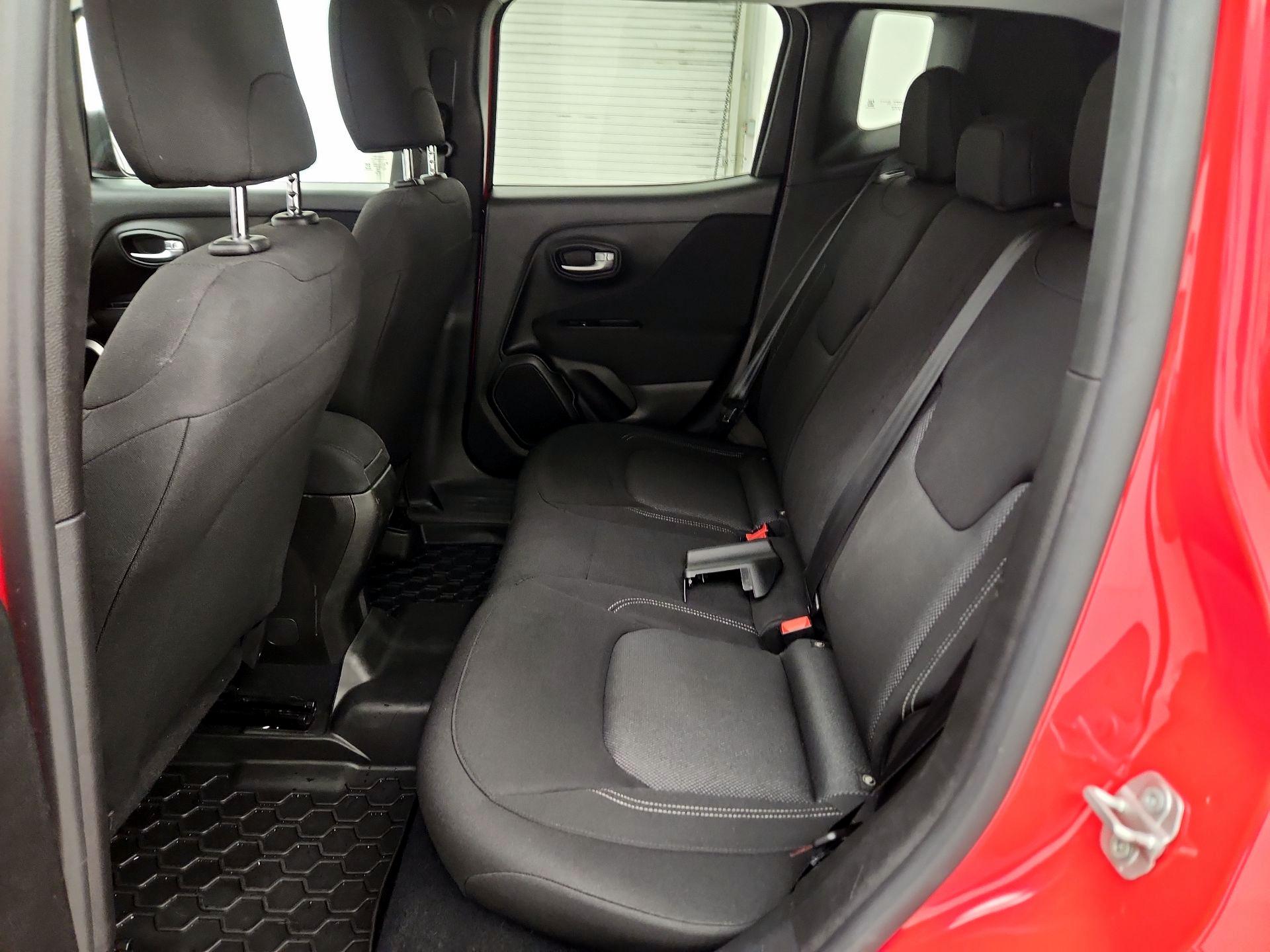 Thumbnail: 2021 Jeep Renegade - 19