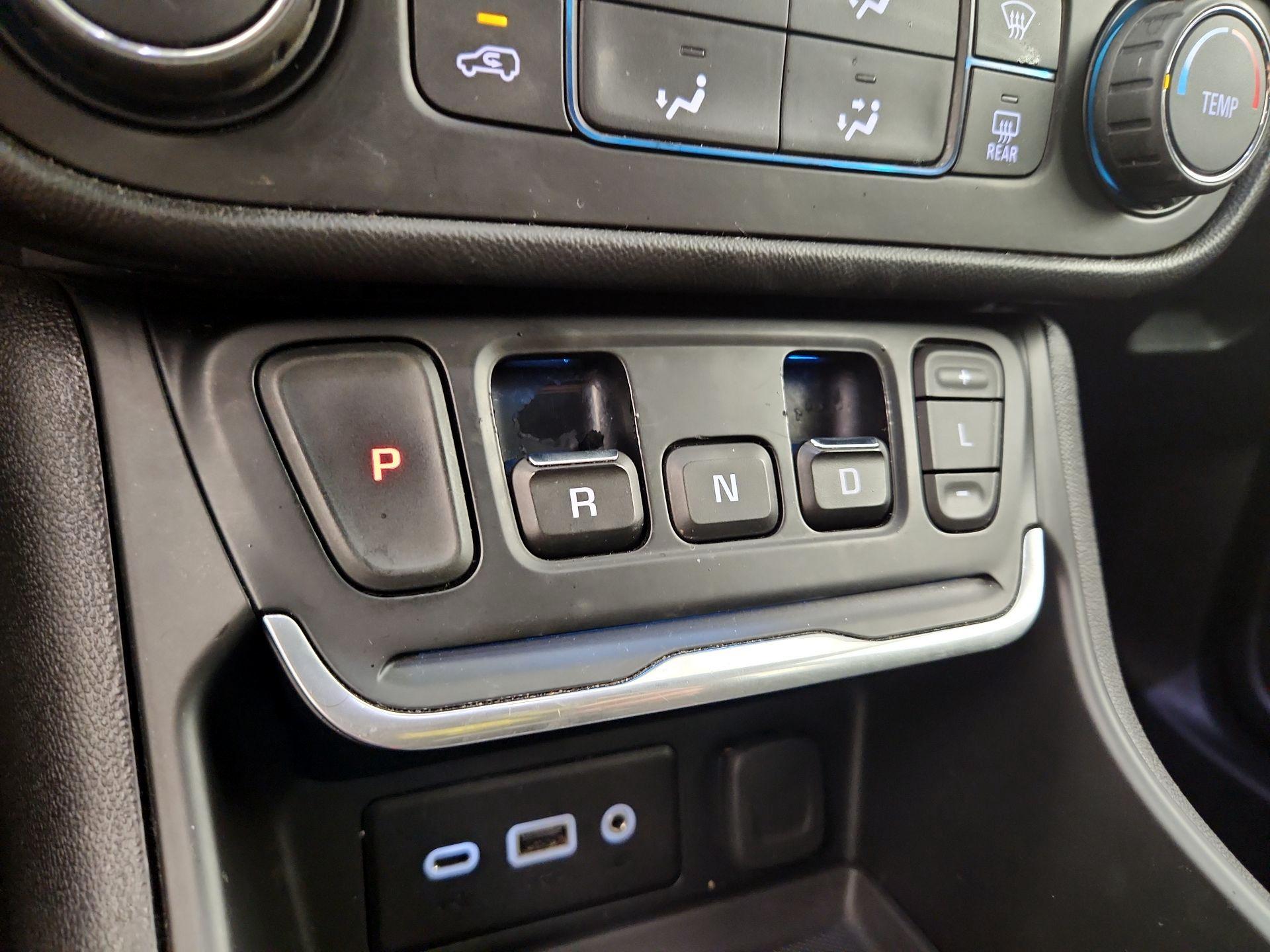 Thumbnail: 2018 GMC Terrain - 17