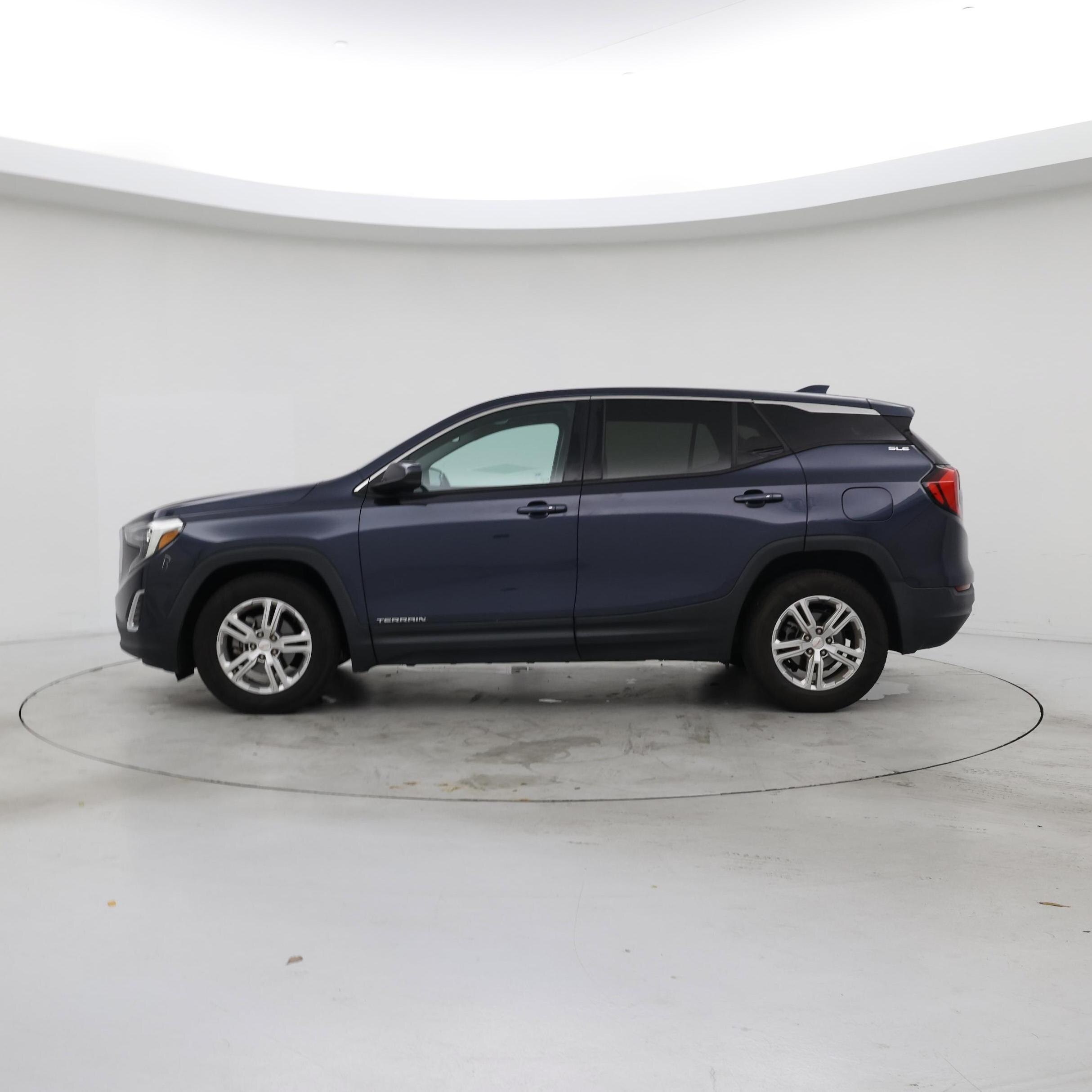 Thumbnail: 2018 GMC Terrain - 3