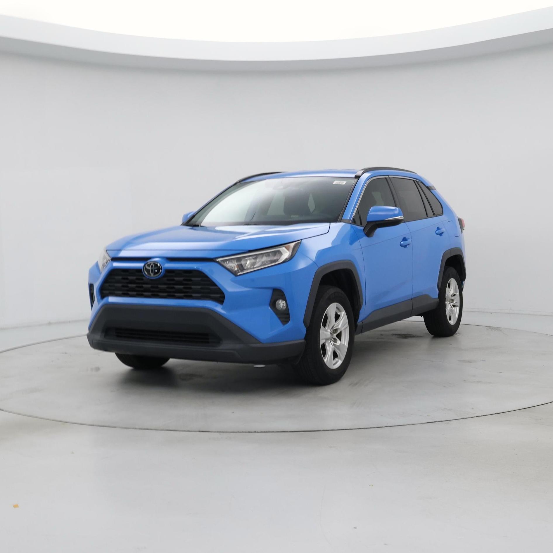 Thumbnail: 2021 Toyota RAV4 - 4