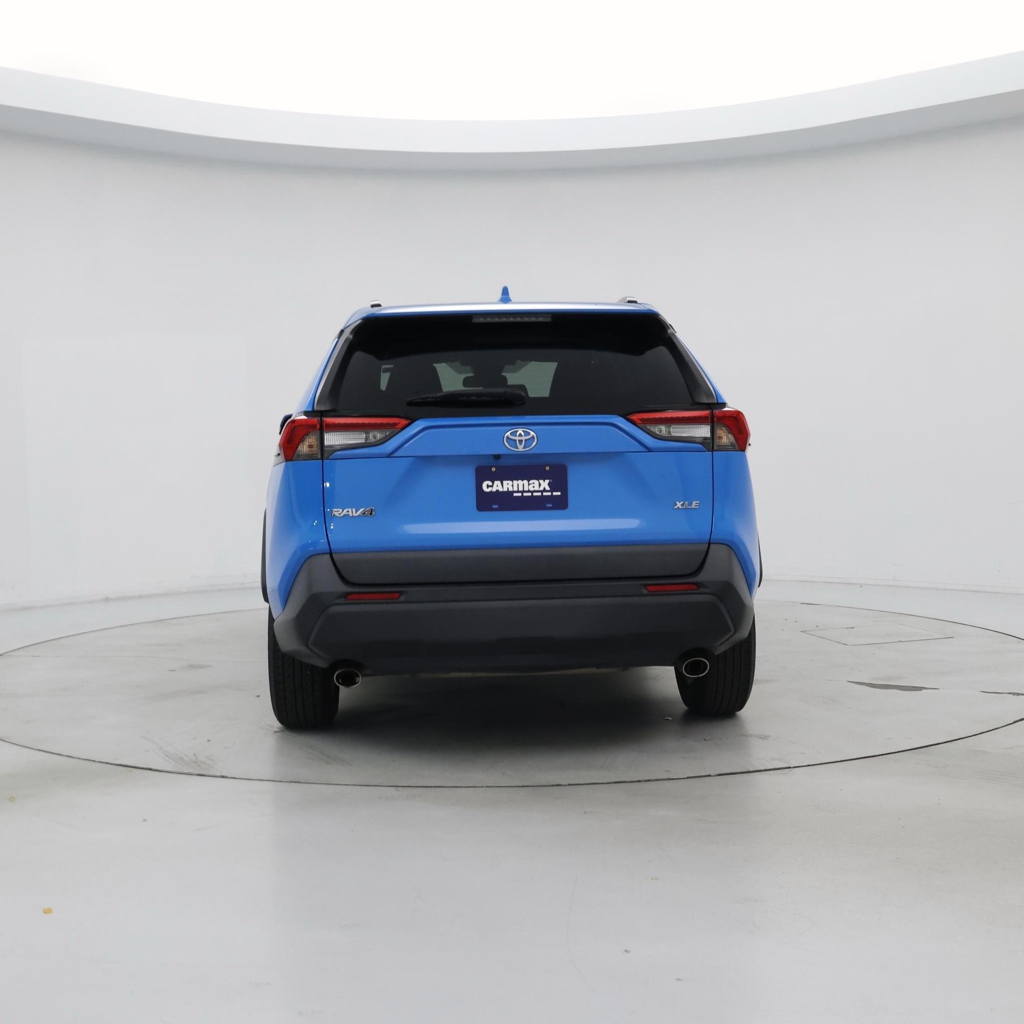 Thumbnail: 2021 Toyota RAV4 - 6