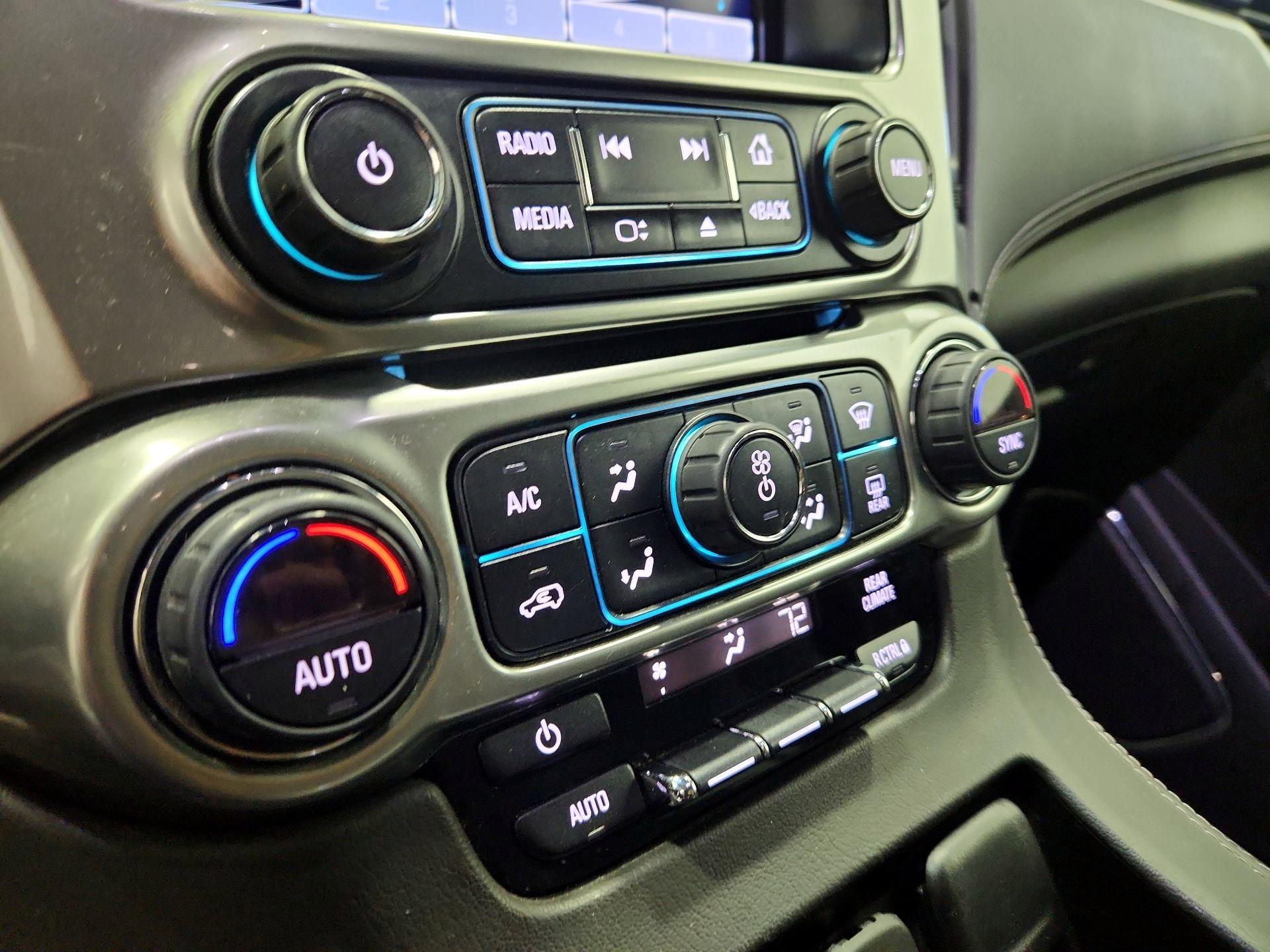 Thumbnail: 2019 Chevrolet Tahoe - 16