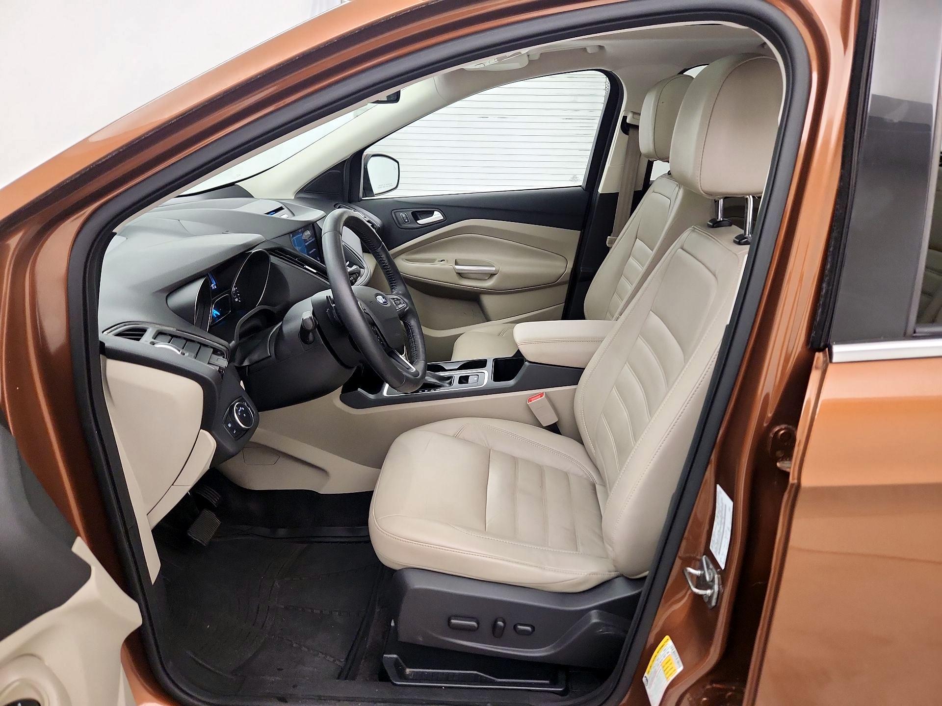 Thumbnail: 2017 Ford Escape - 11