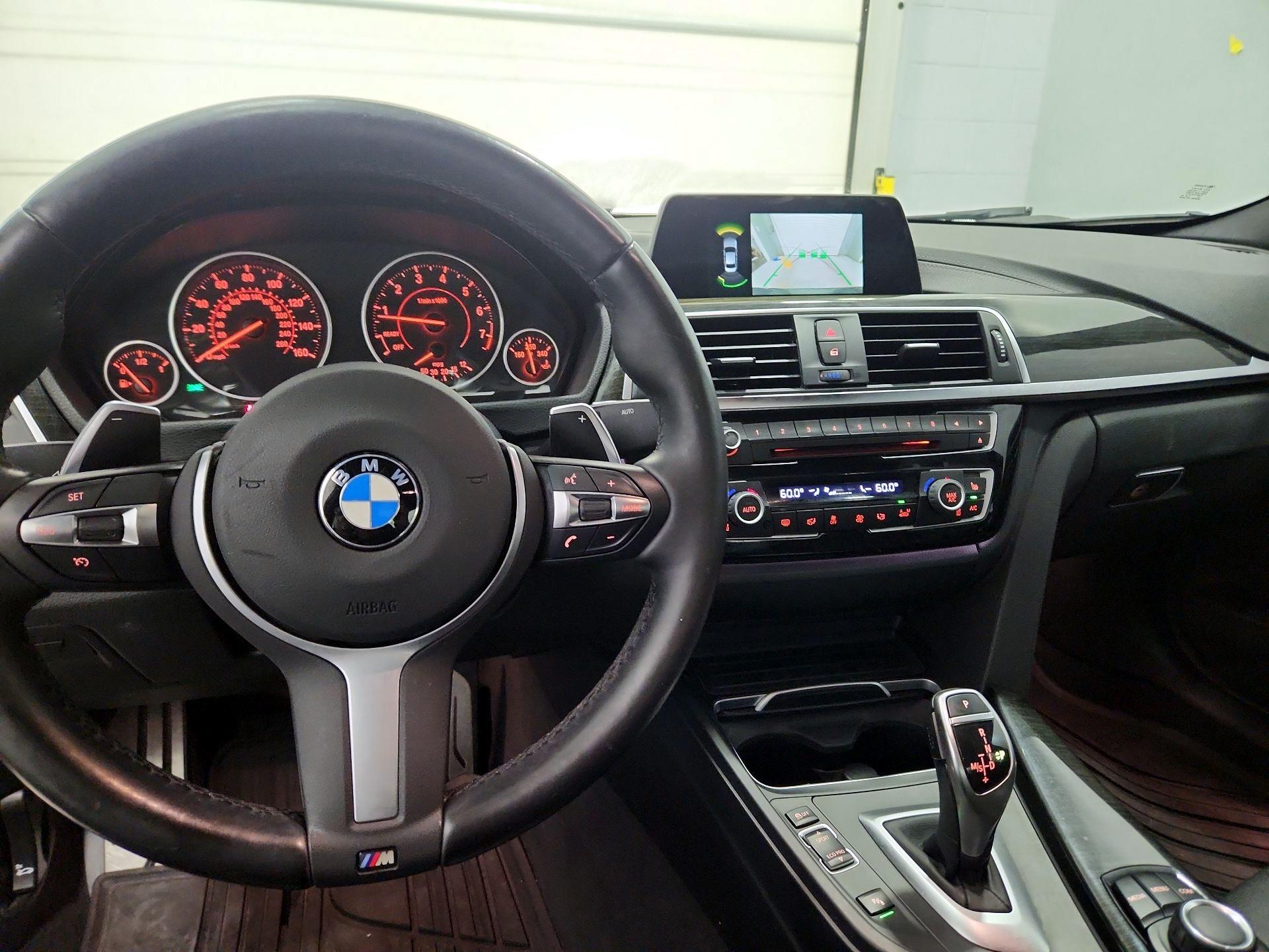 Thumbnail: 2018 BMW 3 Series - 9