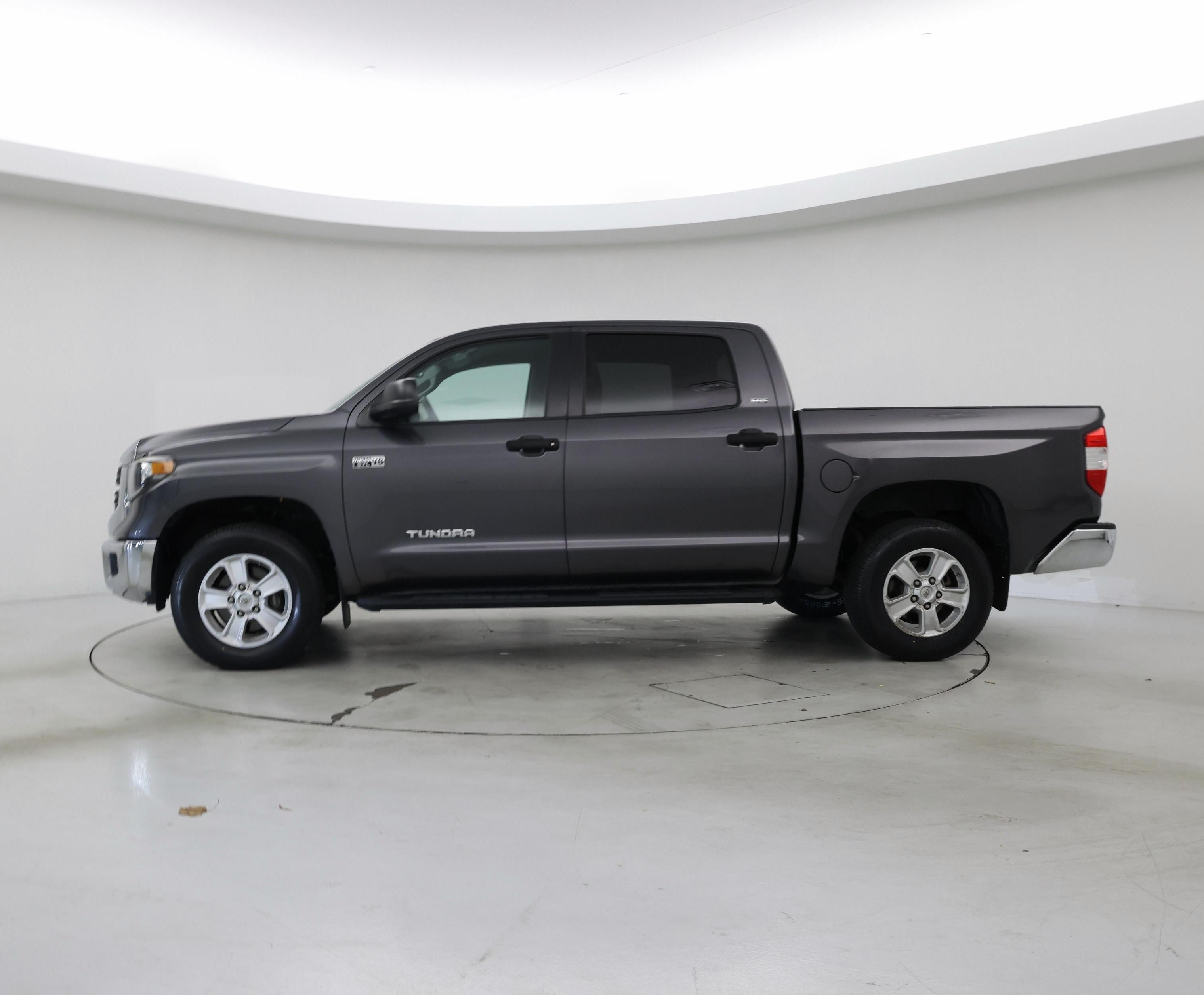 Thumbnail: 2020 Toyota Tundra - 3