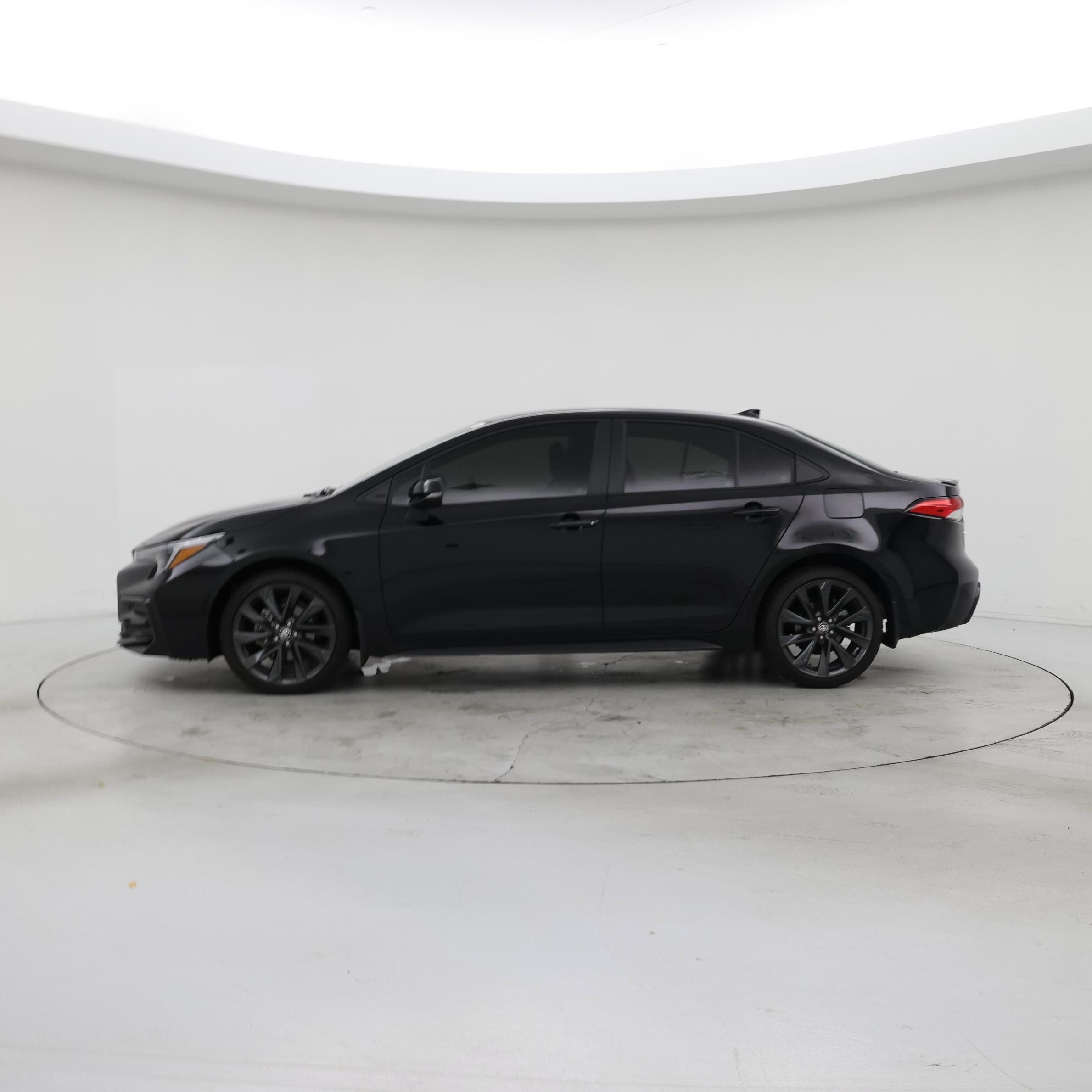 Thumbnail: 2025 Toyota Corolla - 3