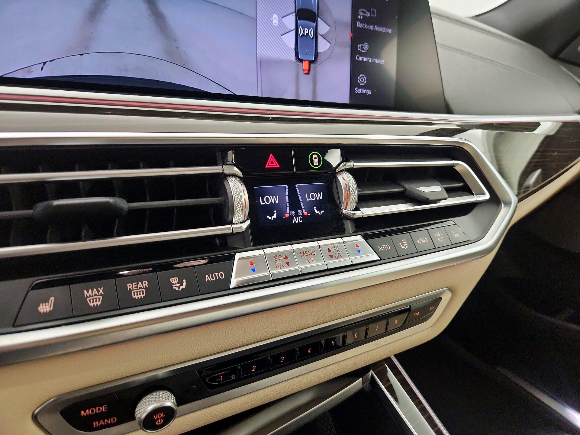 Thumbnail: 2021 BMW X5 - 17