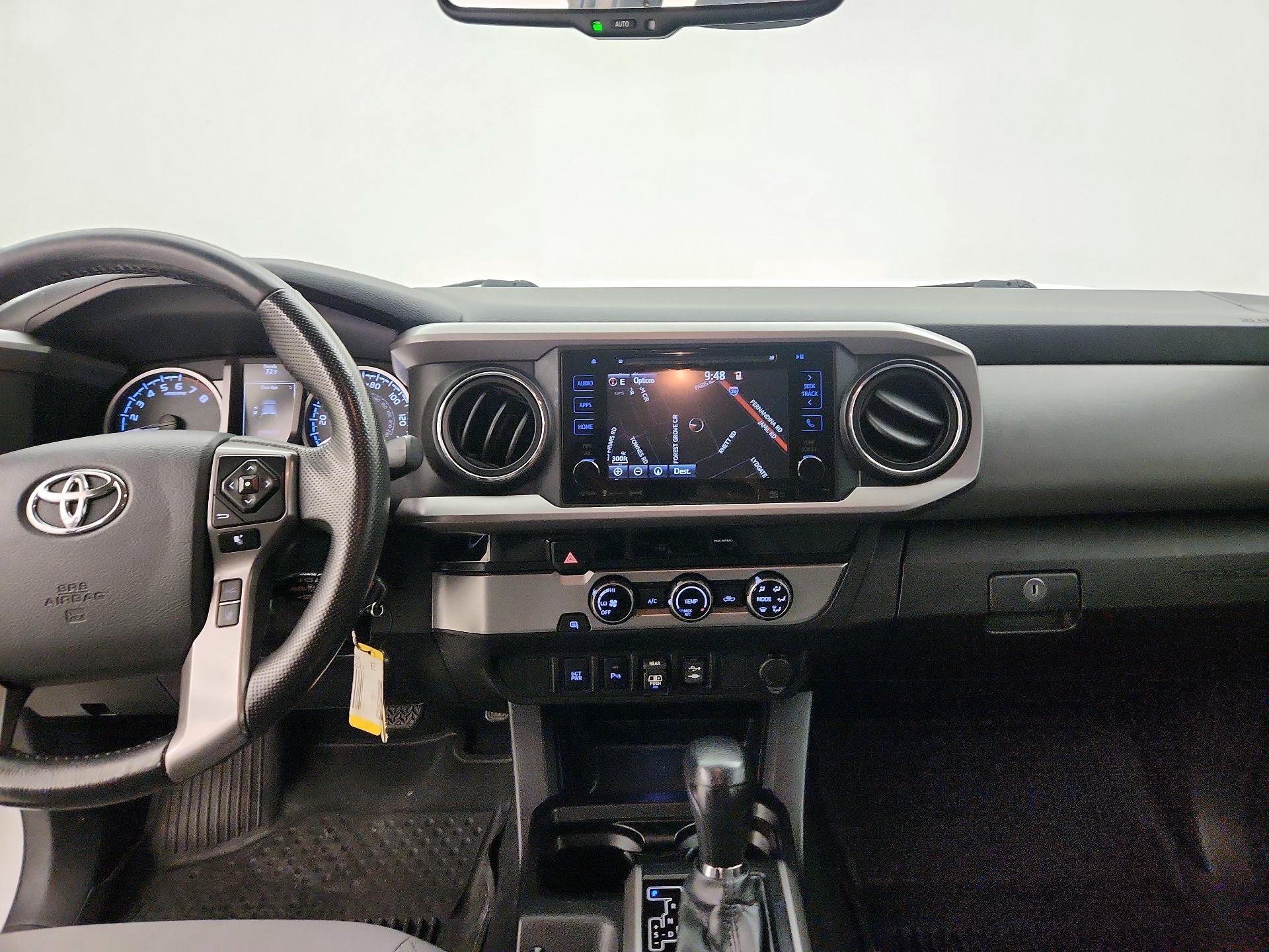 Thumbnail: 2018 Toyota Tacoma - 9