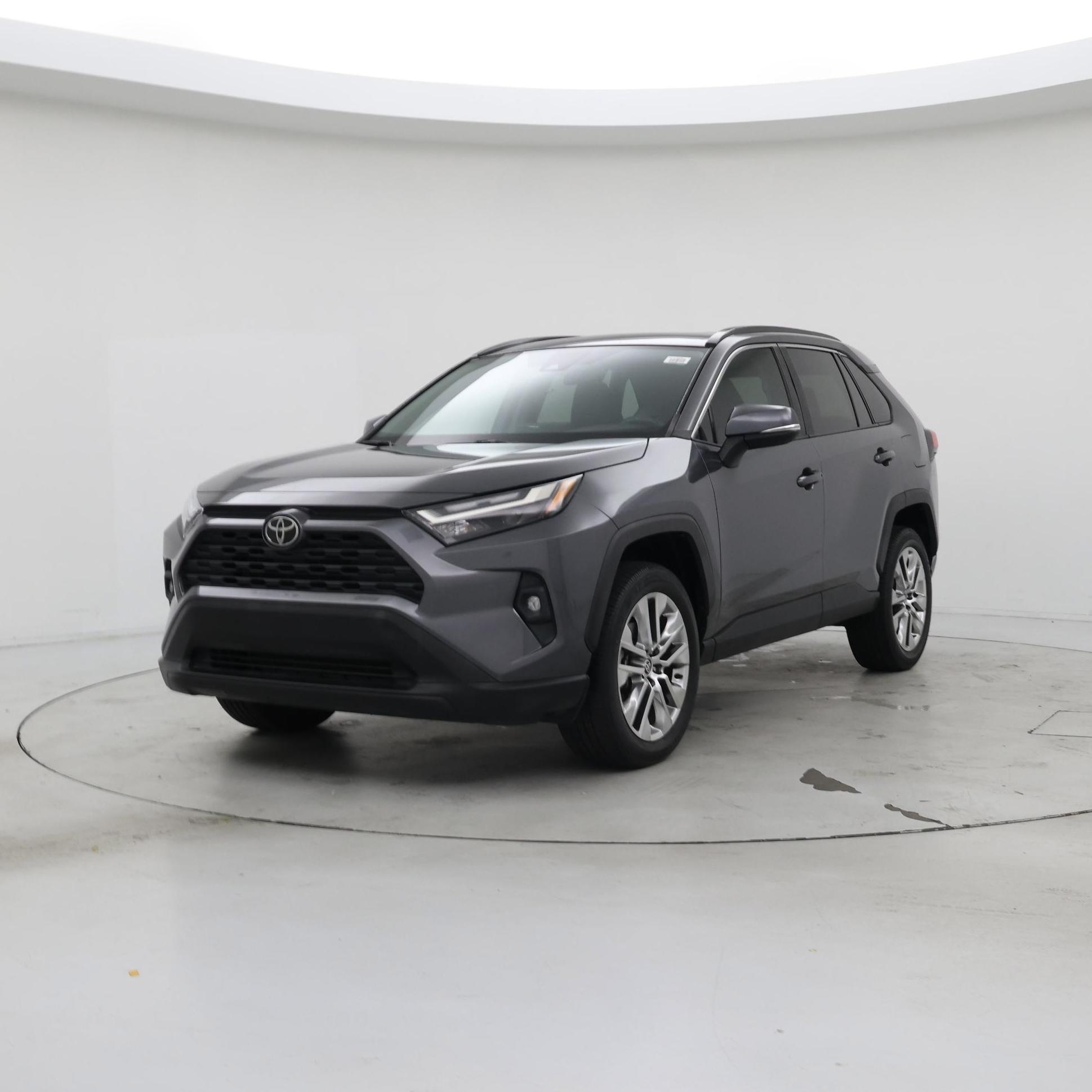 Thumbnail: 2022 Toyota RAV4 - 4