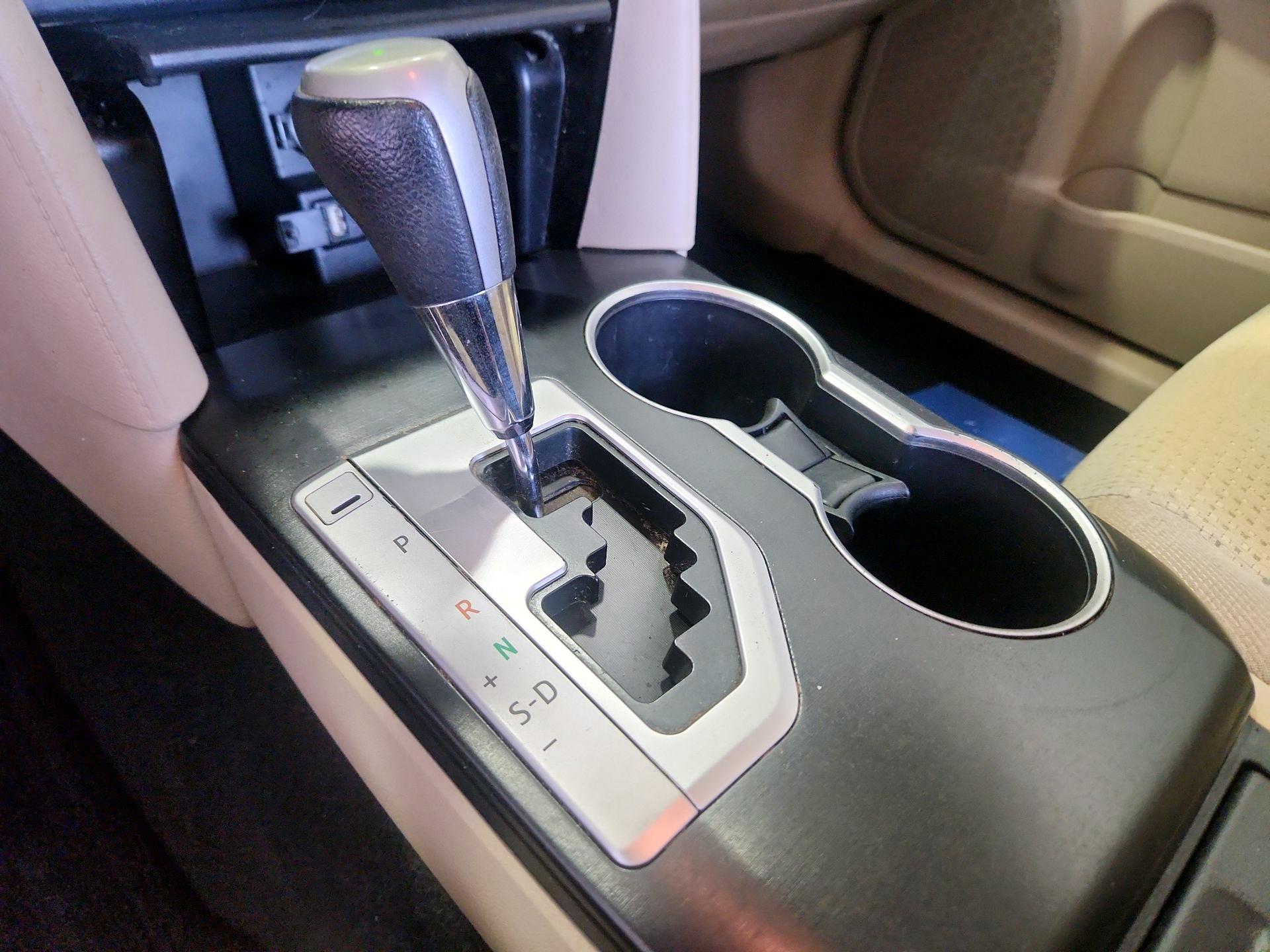 Thumbnail: 2014 Toyota Camry - 17