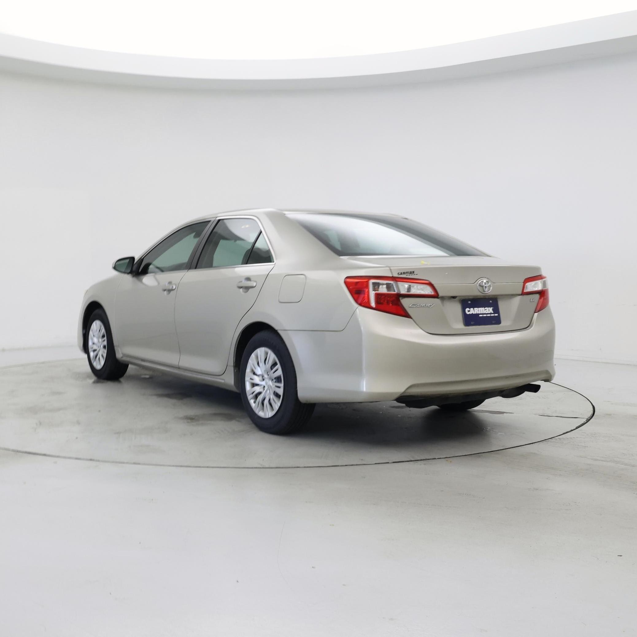 Thumbnail: 2014 Toyota Camry - 2