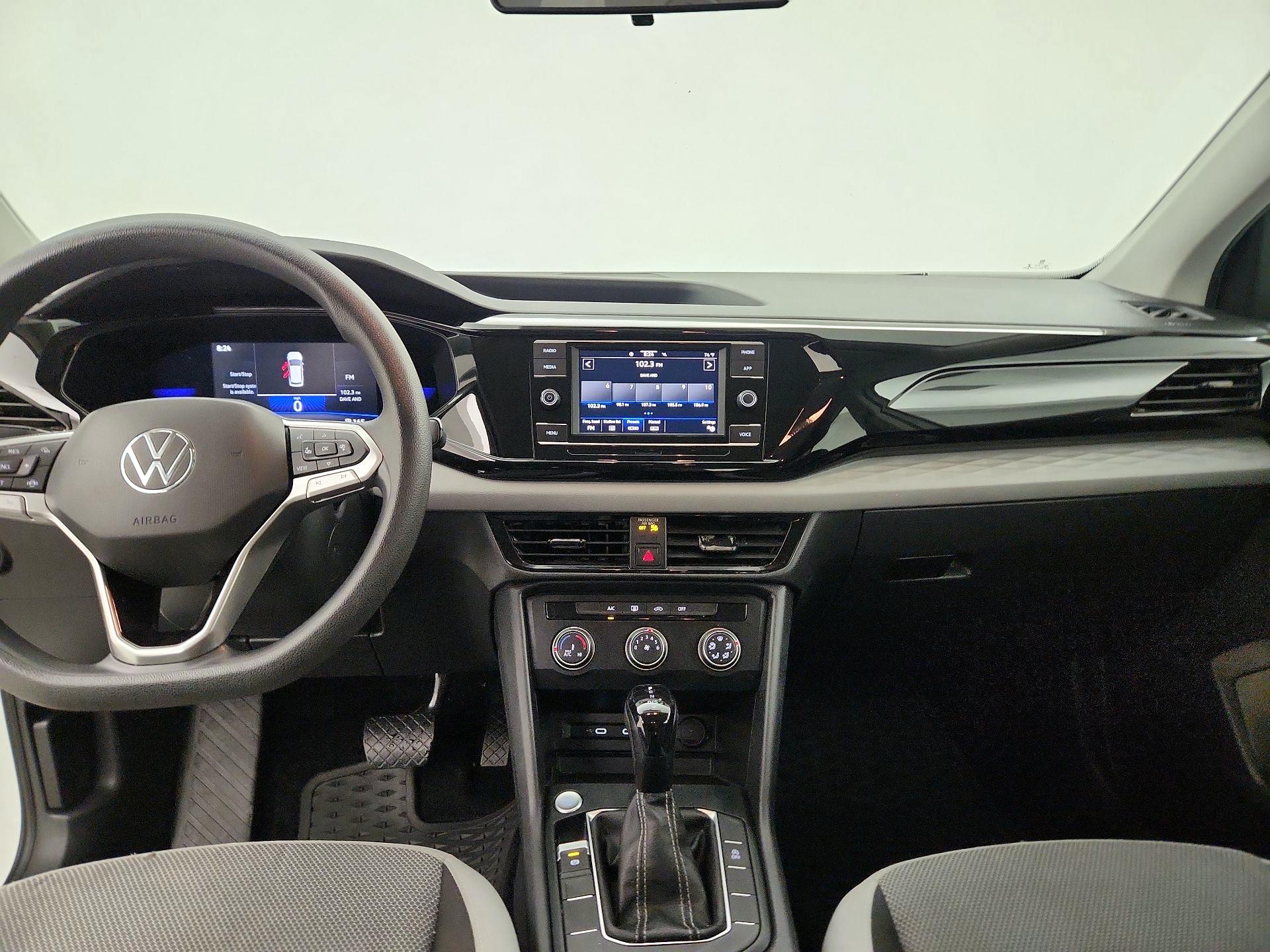 Thumbnail: 2022 Volkswagen Taos - 9