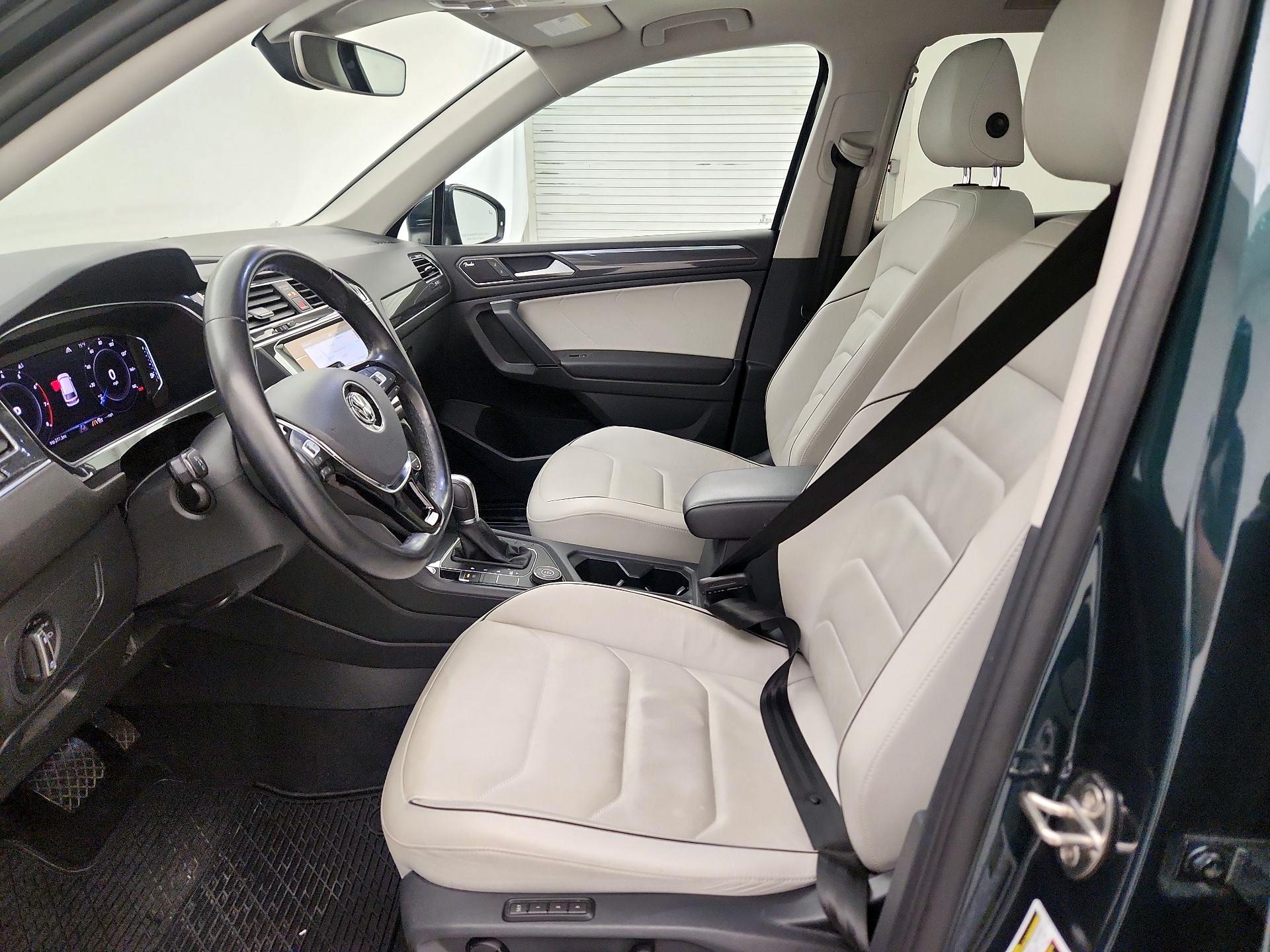 Thumbnail: 2019 Volkswagen Tiguan - 11
