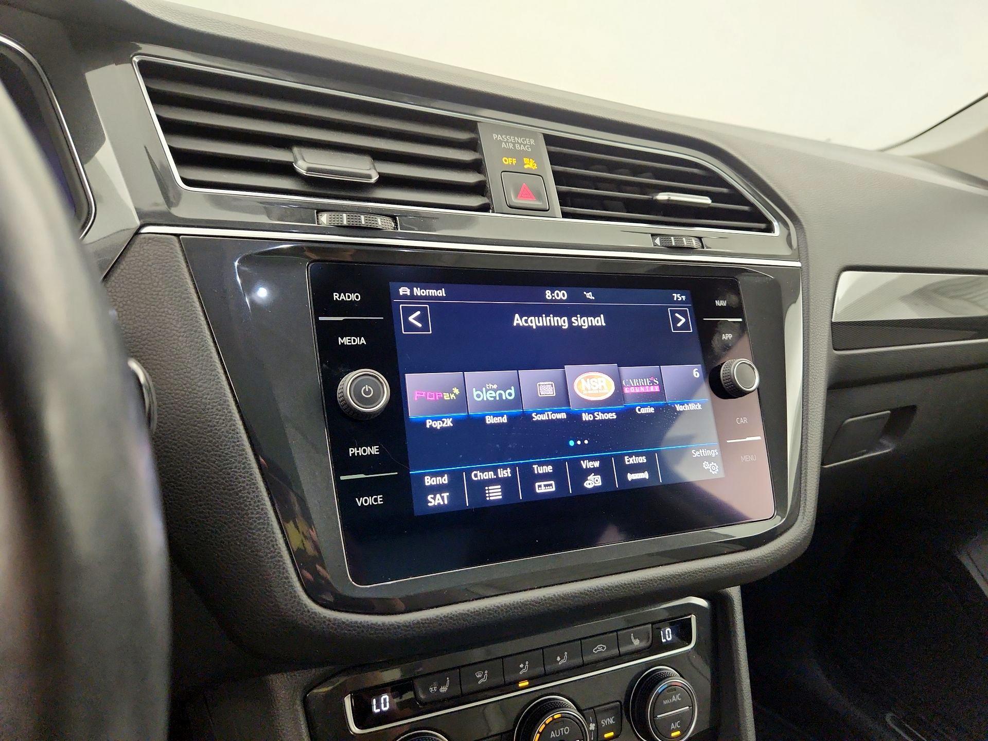 Thumbnail: 2019 Volkswagen Tiguan - 16