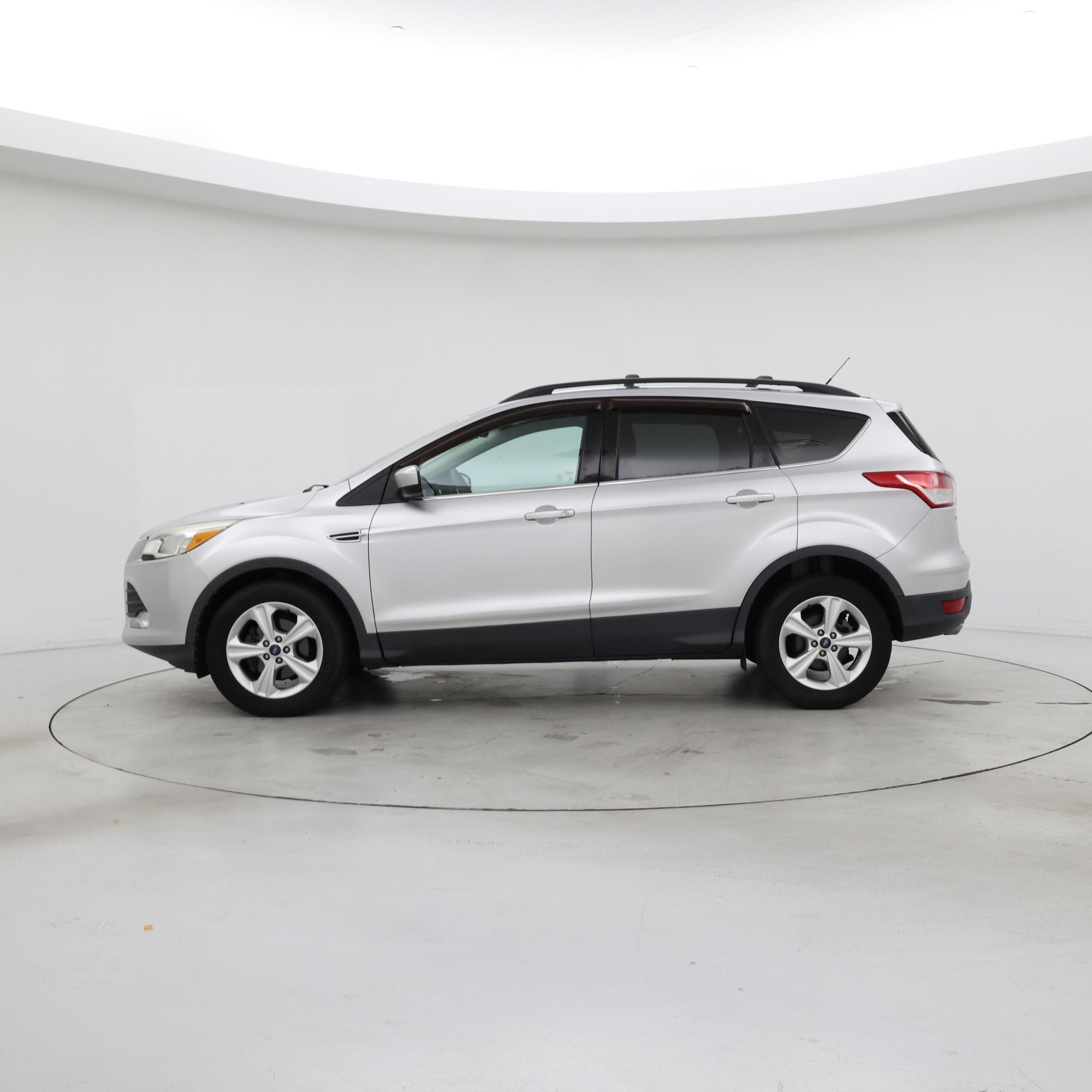 Thumbnail: 2014 Ford Escape - 3