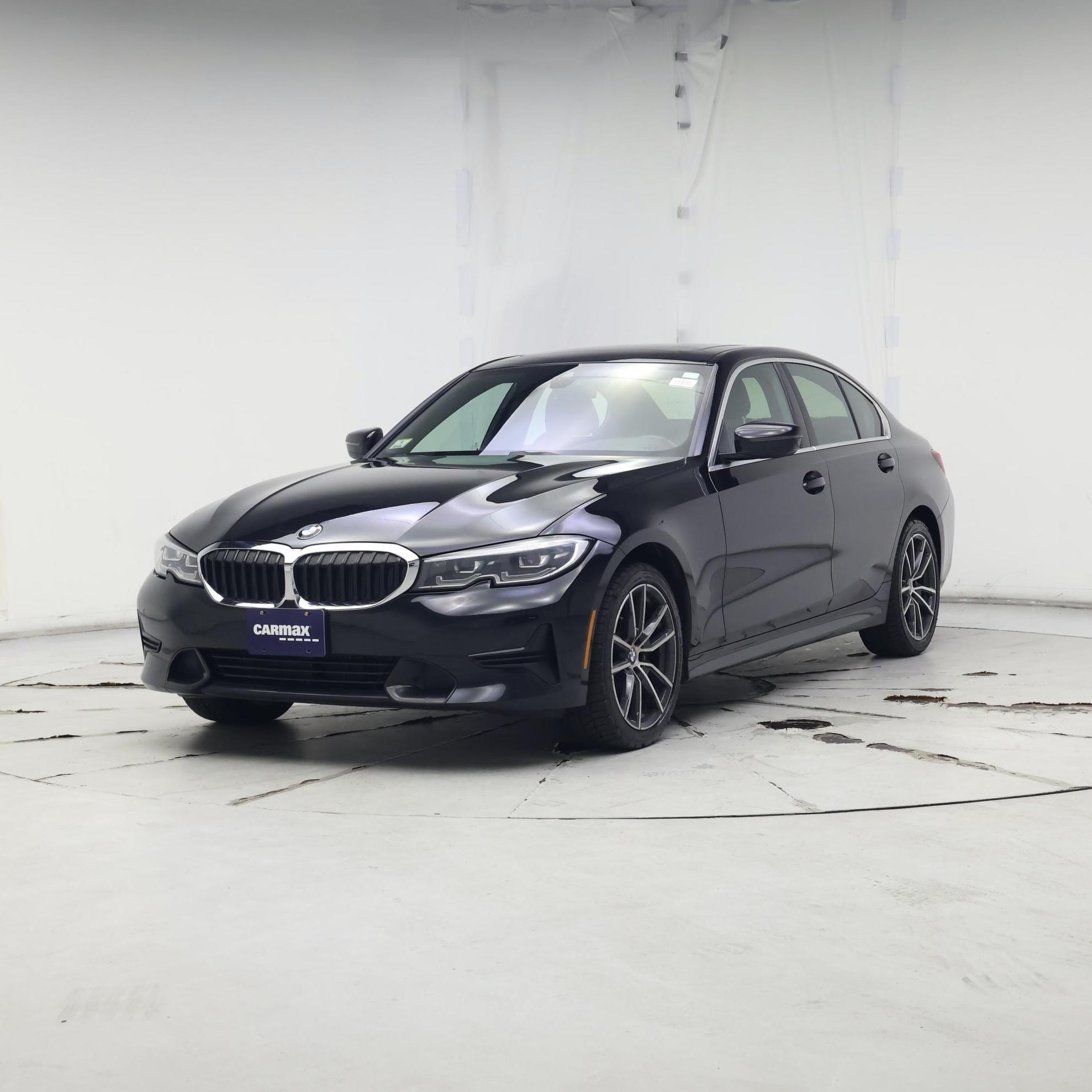 Thumbnail: 2021 BMW 3 Series - 4