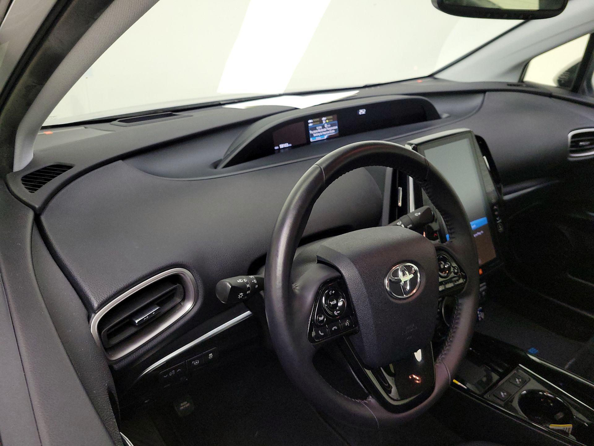 Thumbnail: 2022 Toyota Prius Prime - 9