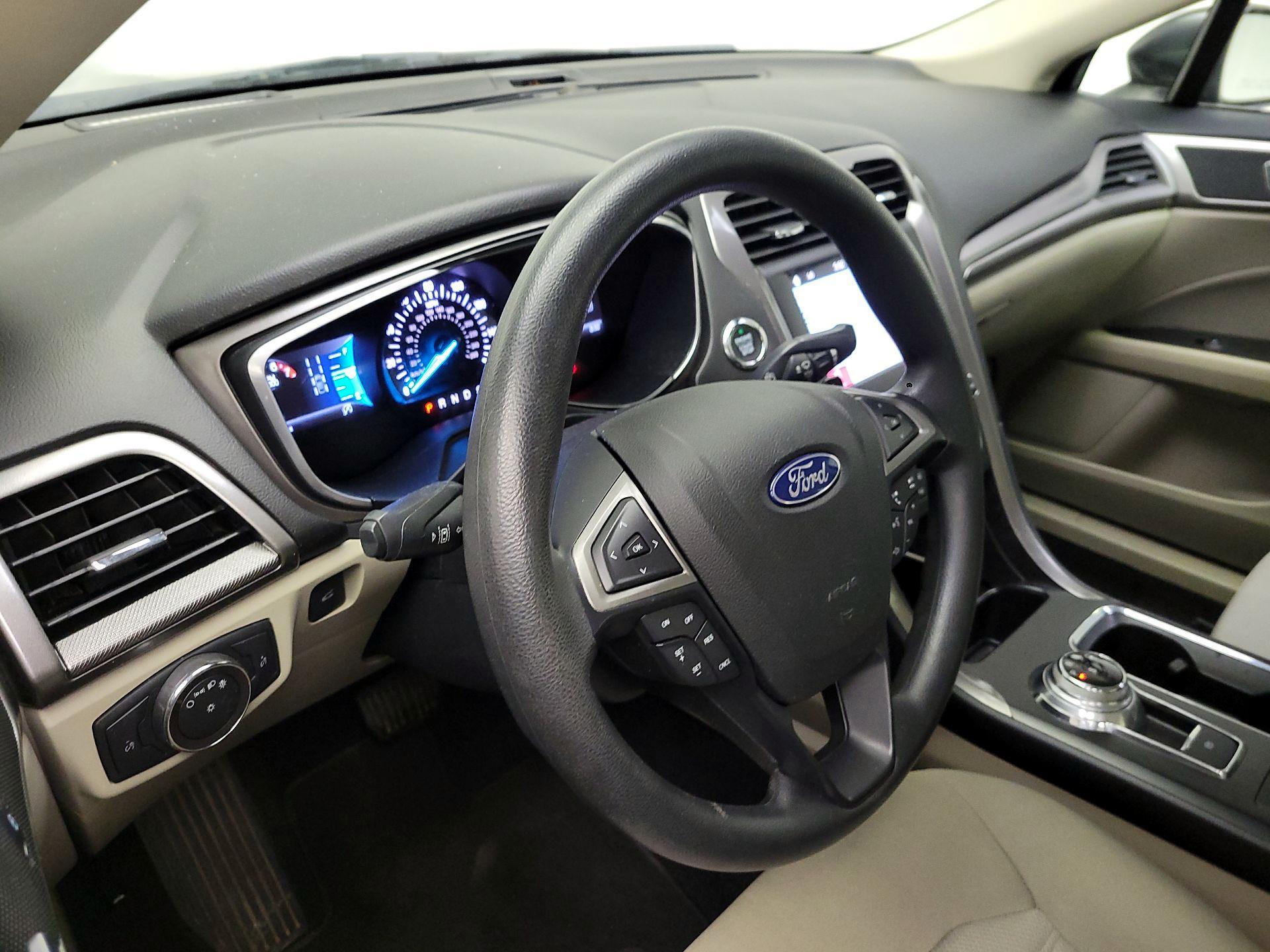 Thumbnail: 2019 Ford Fusion - 9