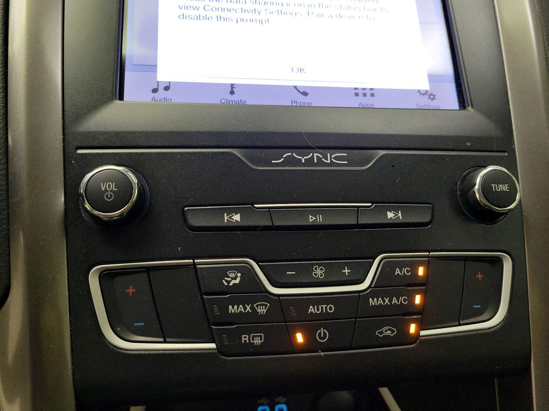 Thumbnail: 2019 Ford Fusion - 16