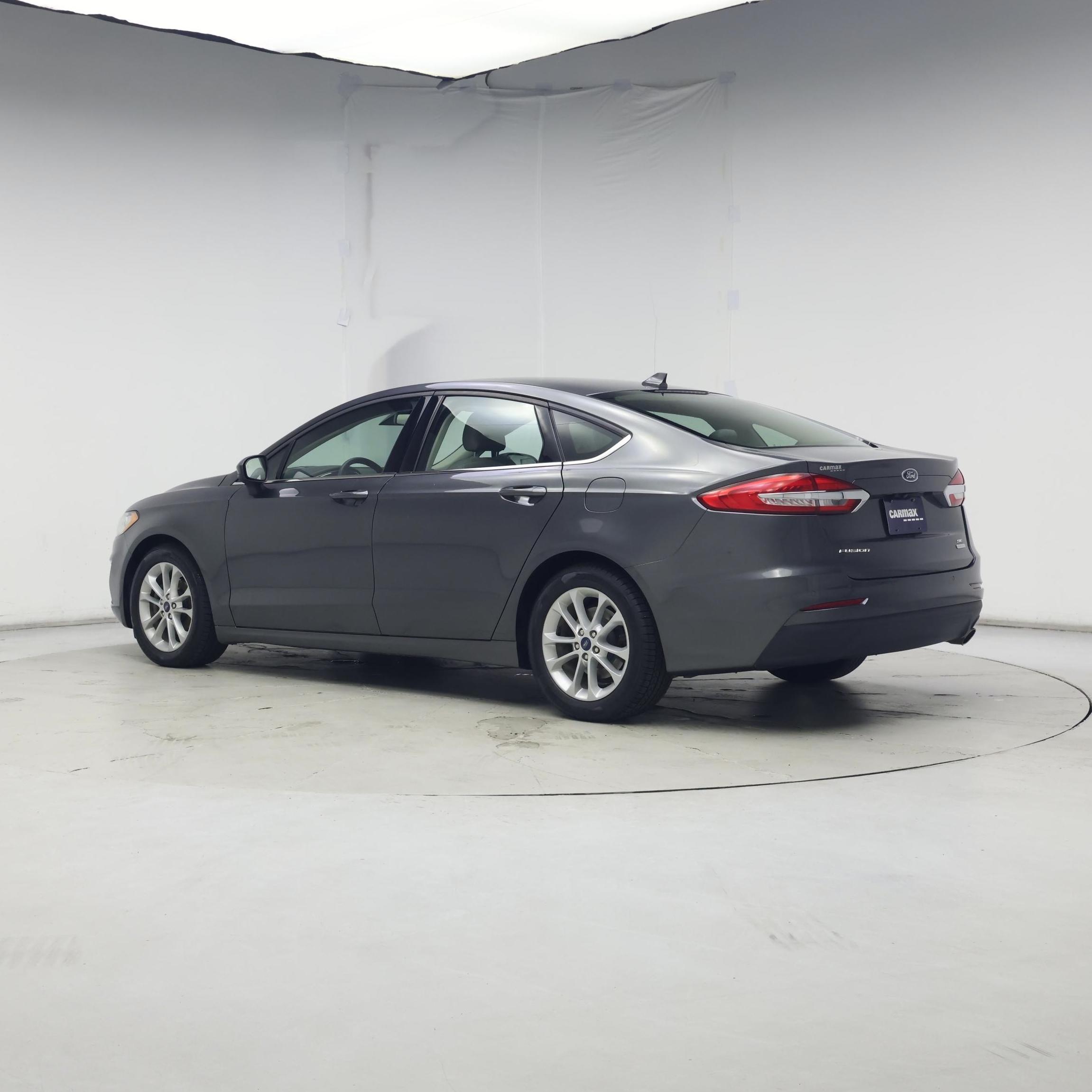 Thumbnail: 2019 Ford Fusion - 2