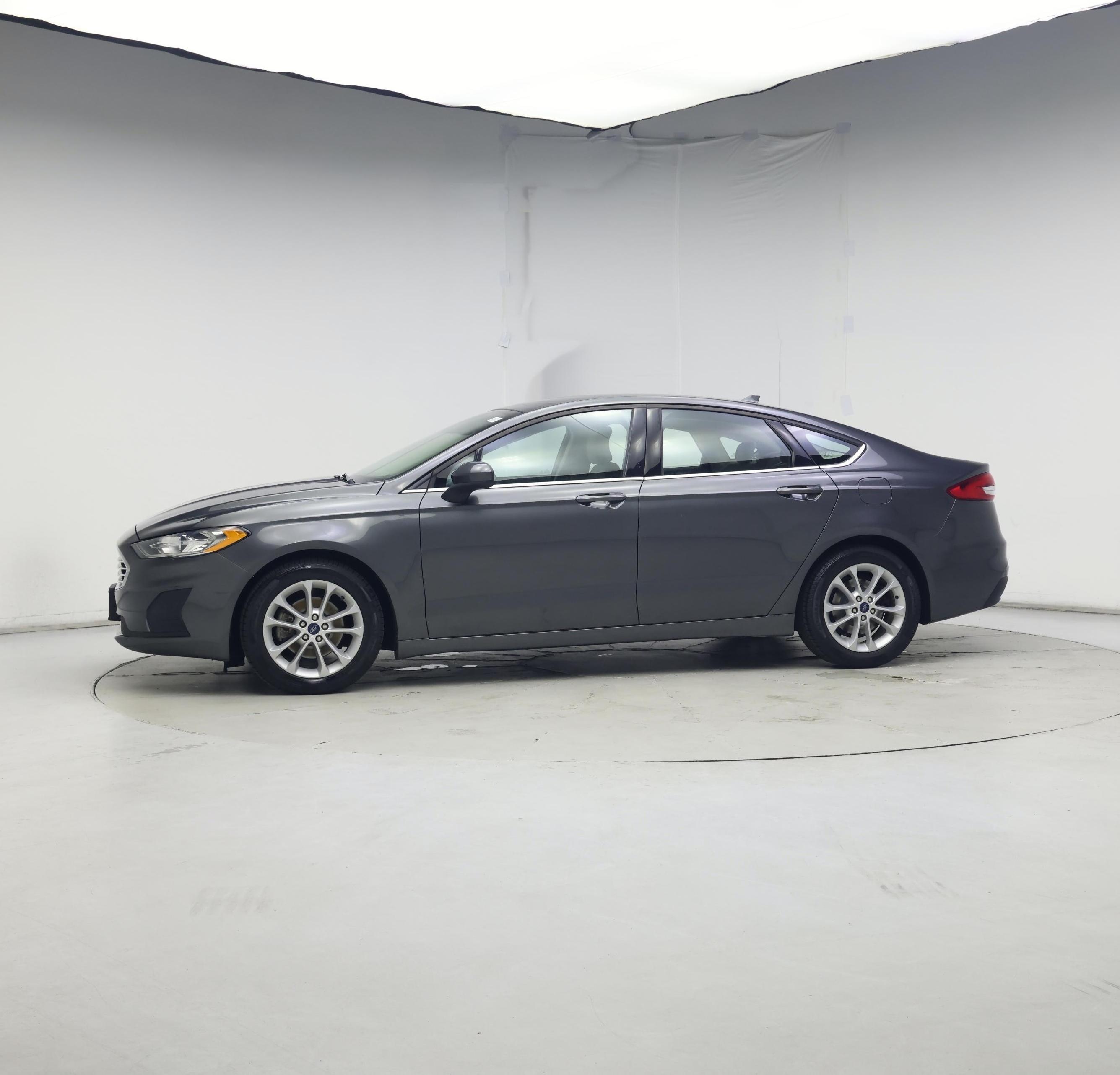 Thumbnail: 2019 Ford Fusion - 3