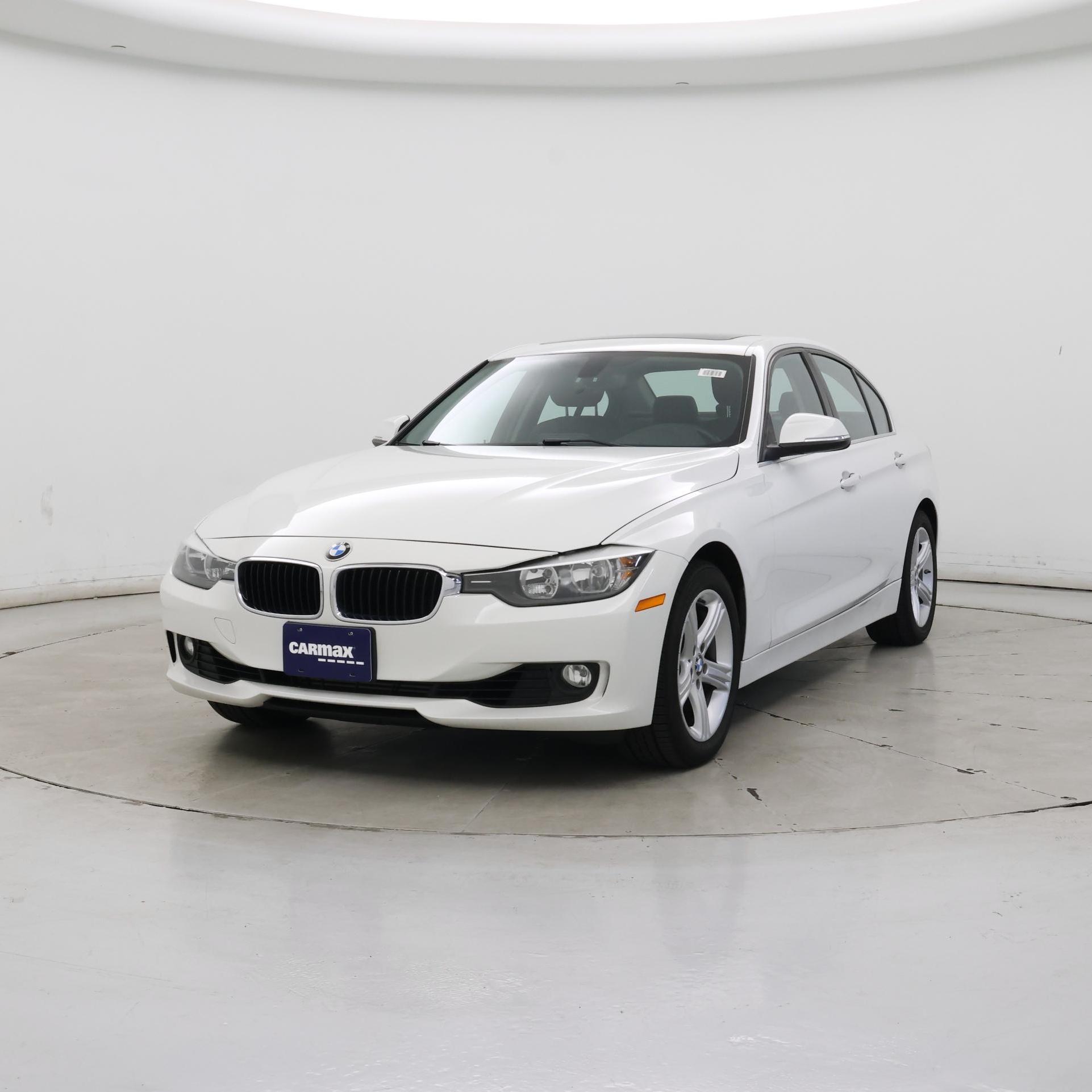 Thumbnail: 2015 BMW 3 Series - 4