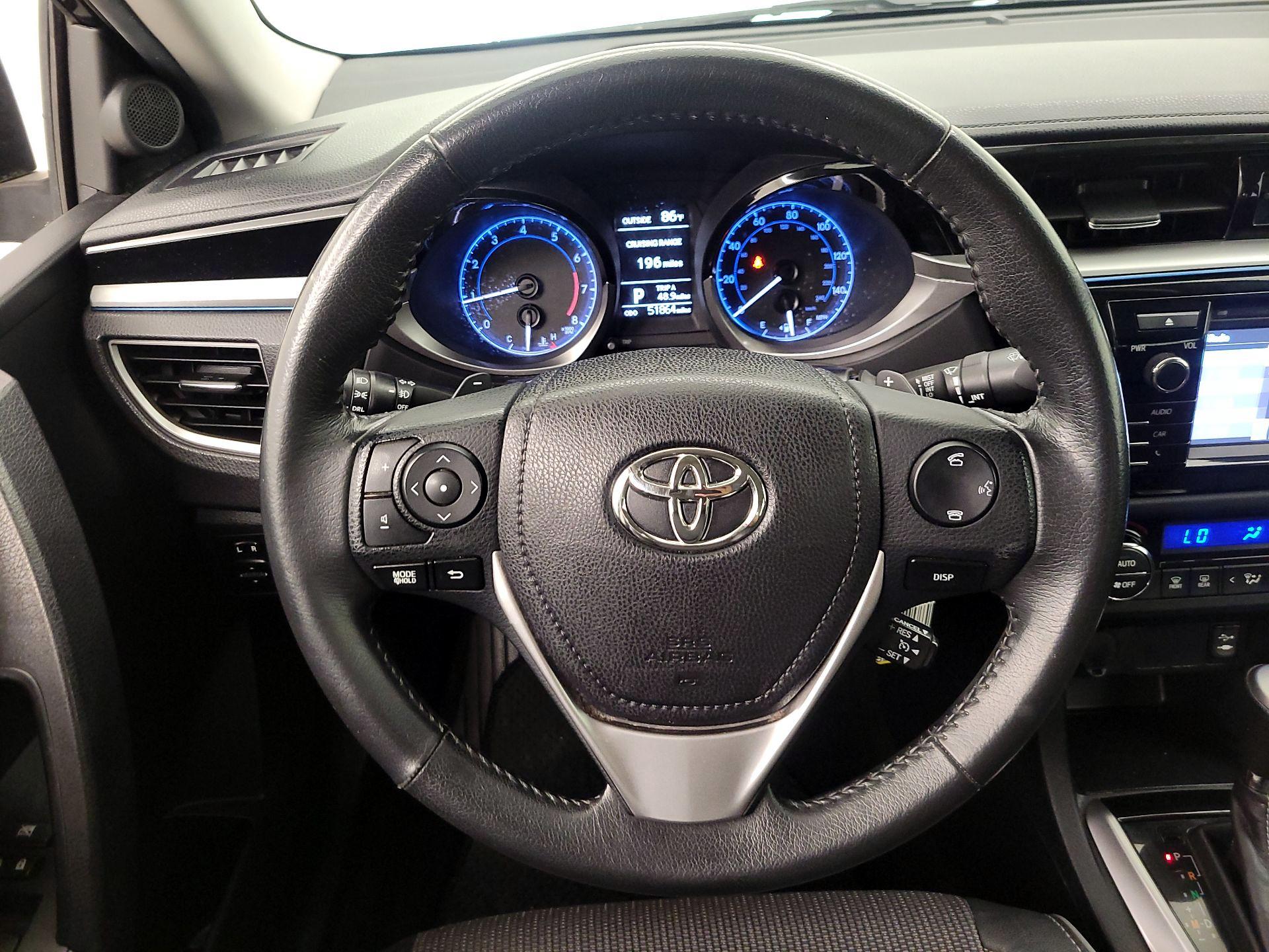 Thumbnail: 2015 Toyota Corolla - 10