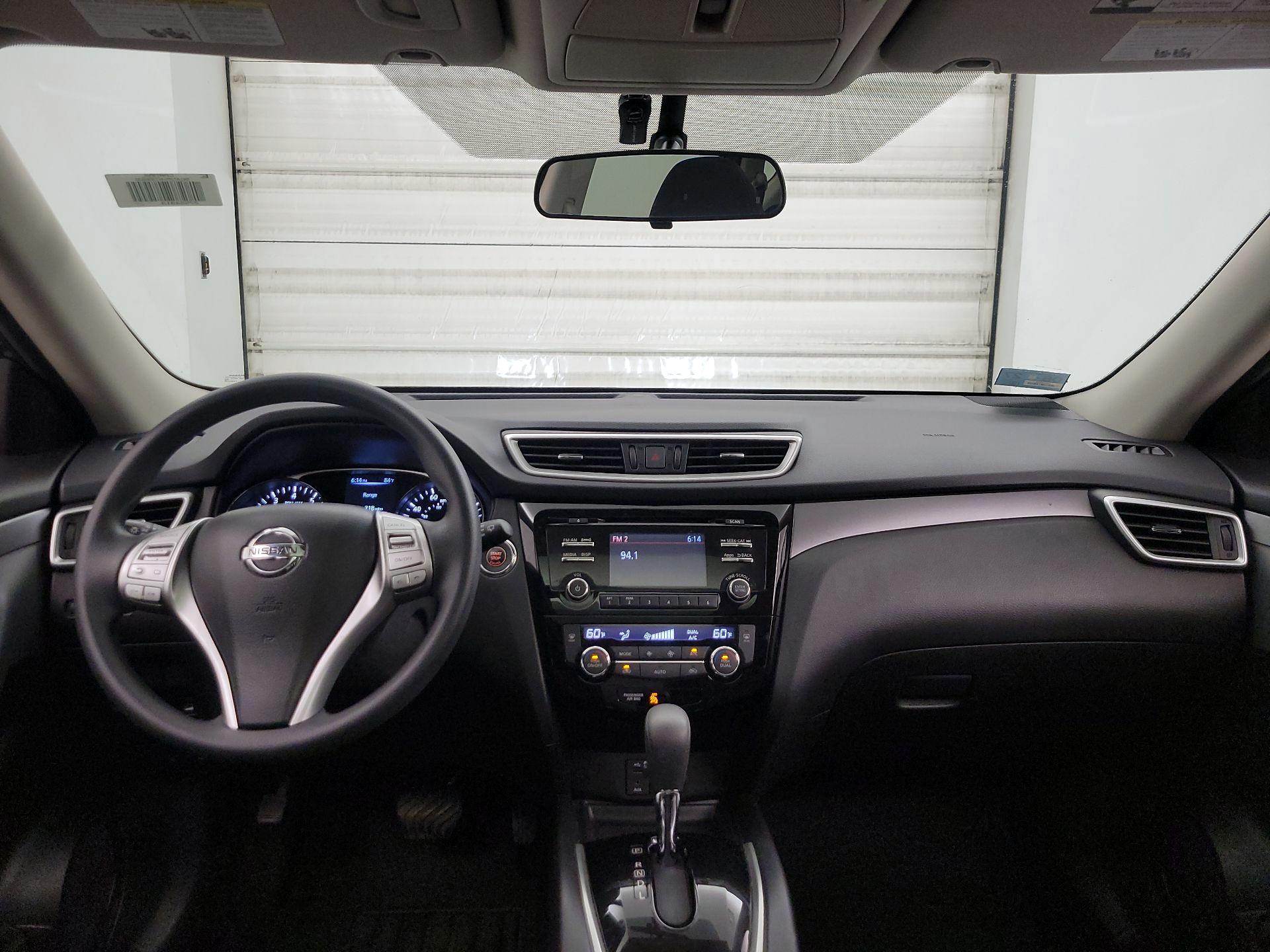 Thumbnail: 2015 Nissan Rogue - 9