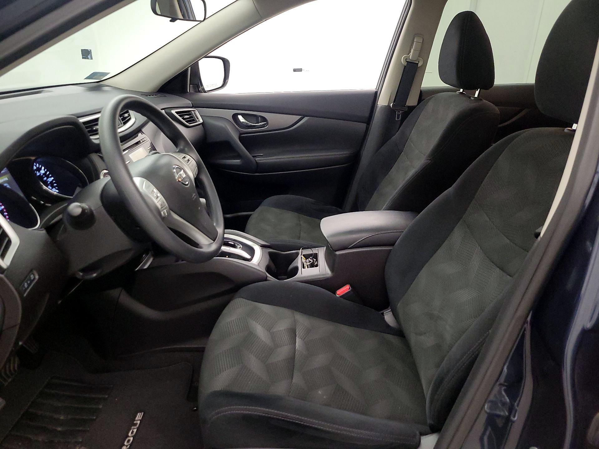 Thumbnail: 2015 Nissan Rogue - 11