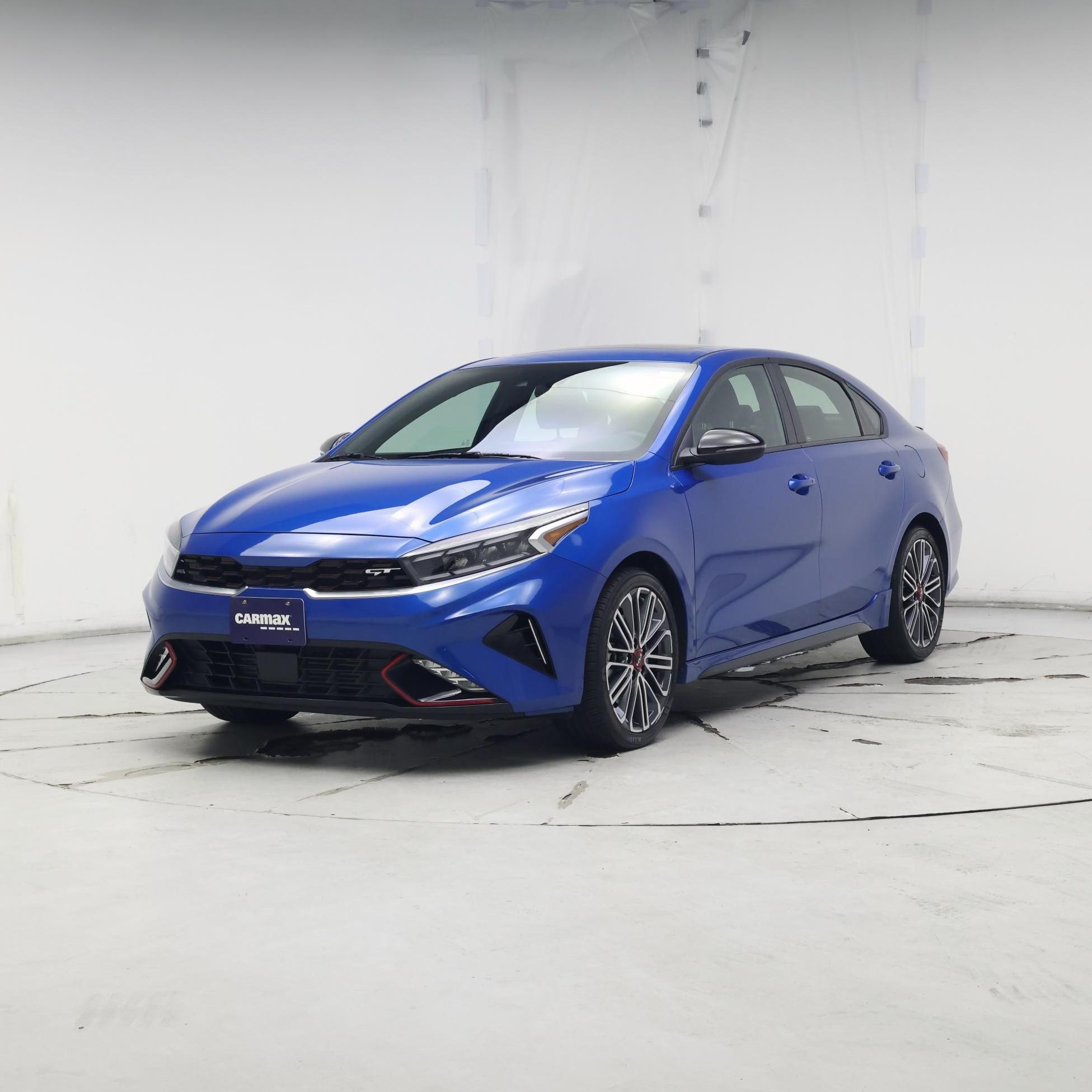 Thumbnail: 2024 Kia Forte - 4