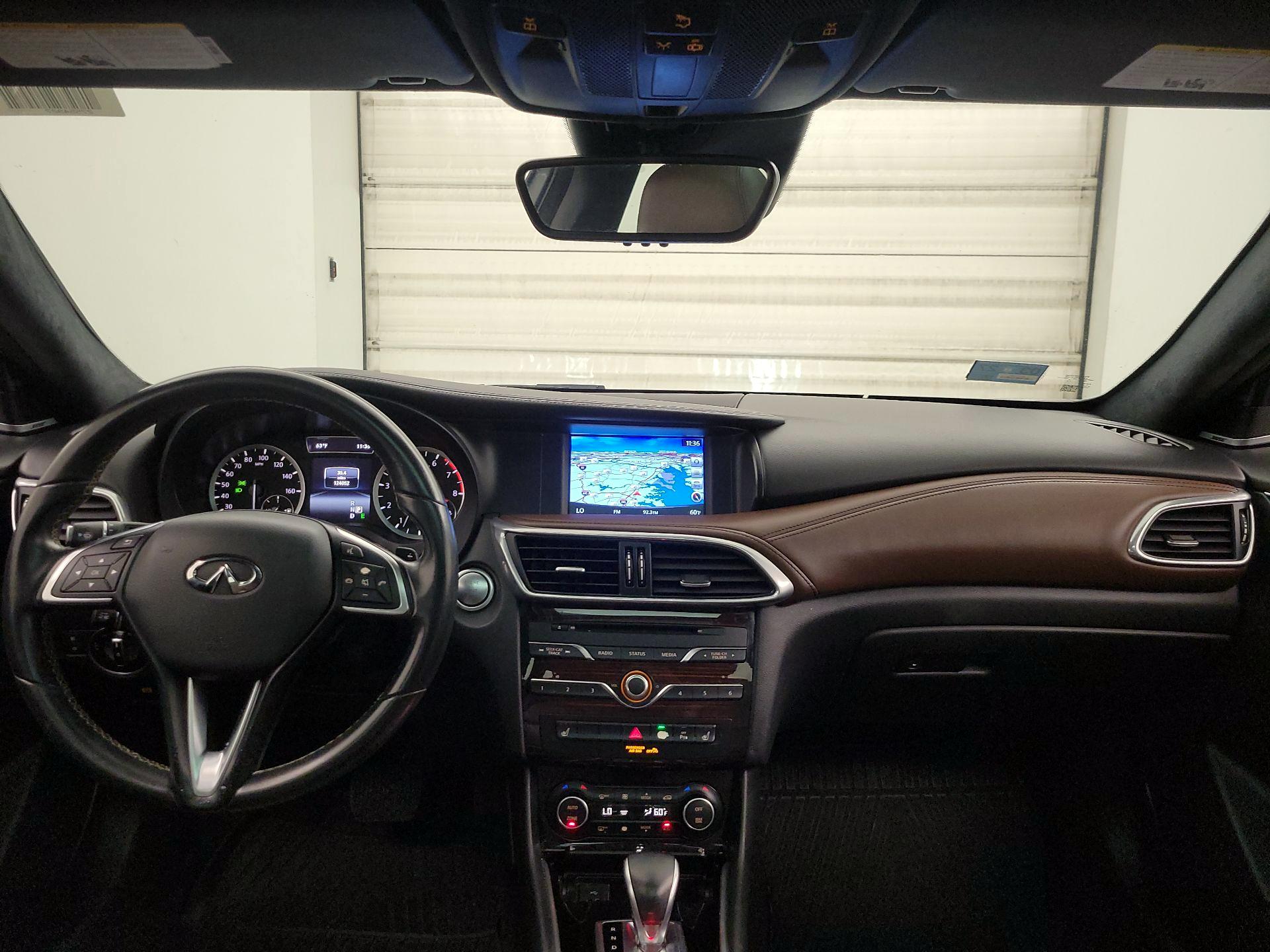 Thumbnail: 2018 INFINITI QX30 - 9