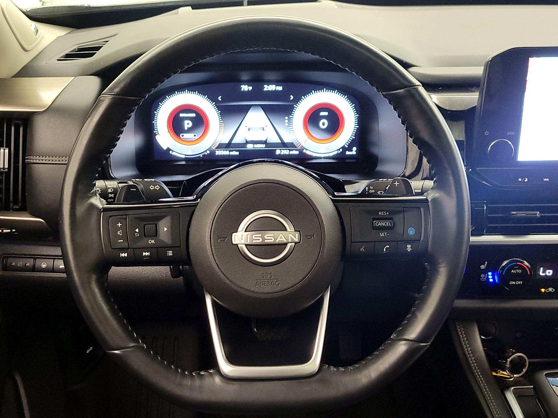 Thumbnail: 2022 Nissan Pathfinder - 10
