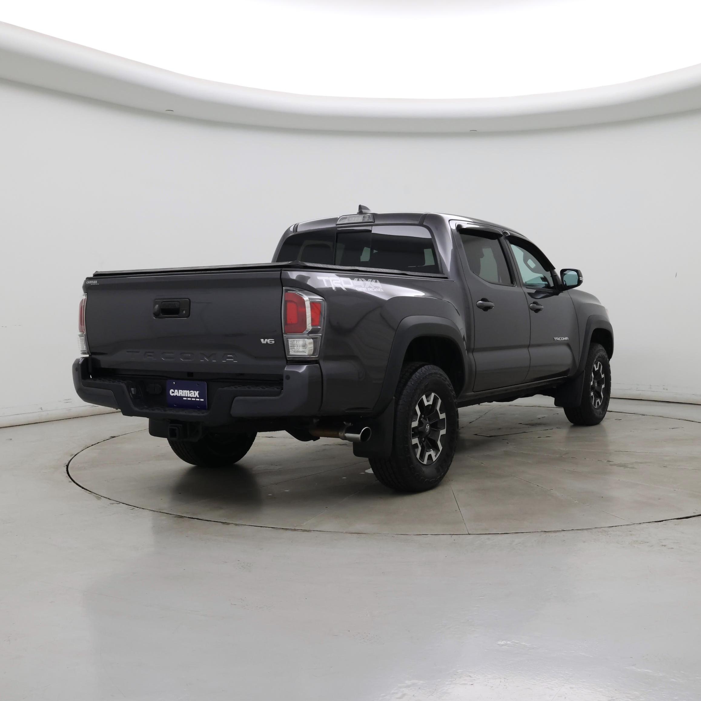 Thumbnail: 2020 Toyota Tacoma - 8