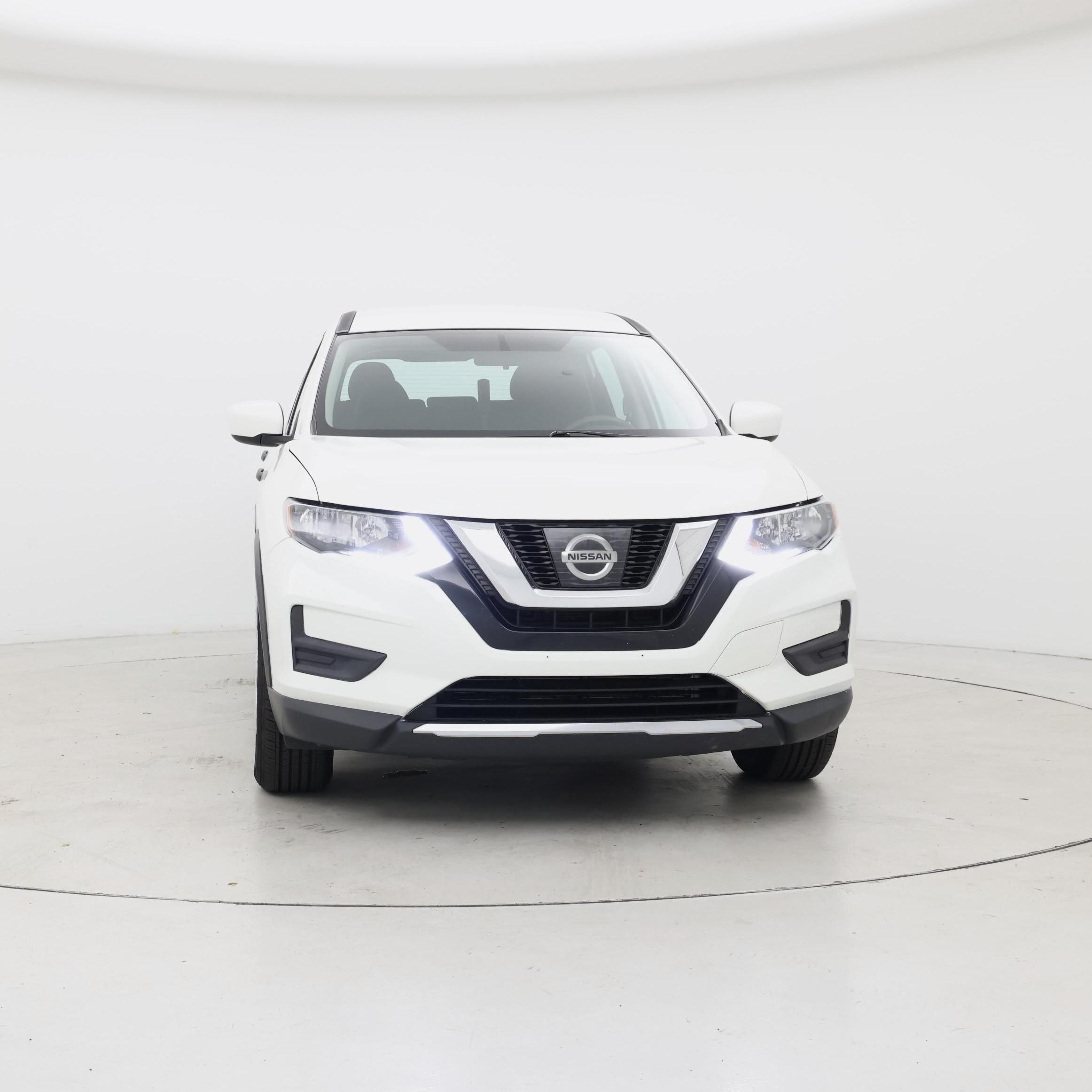 Thumbnail: 2017 Nissan Rogue - 5
