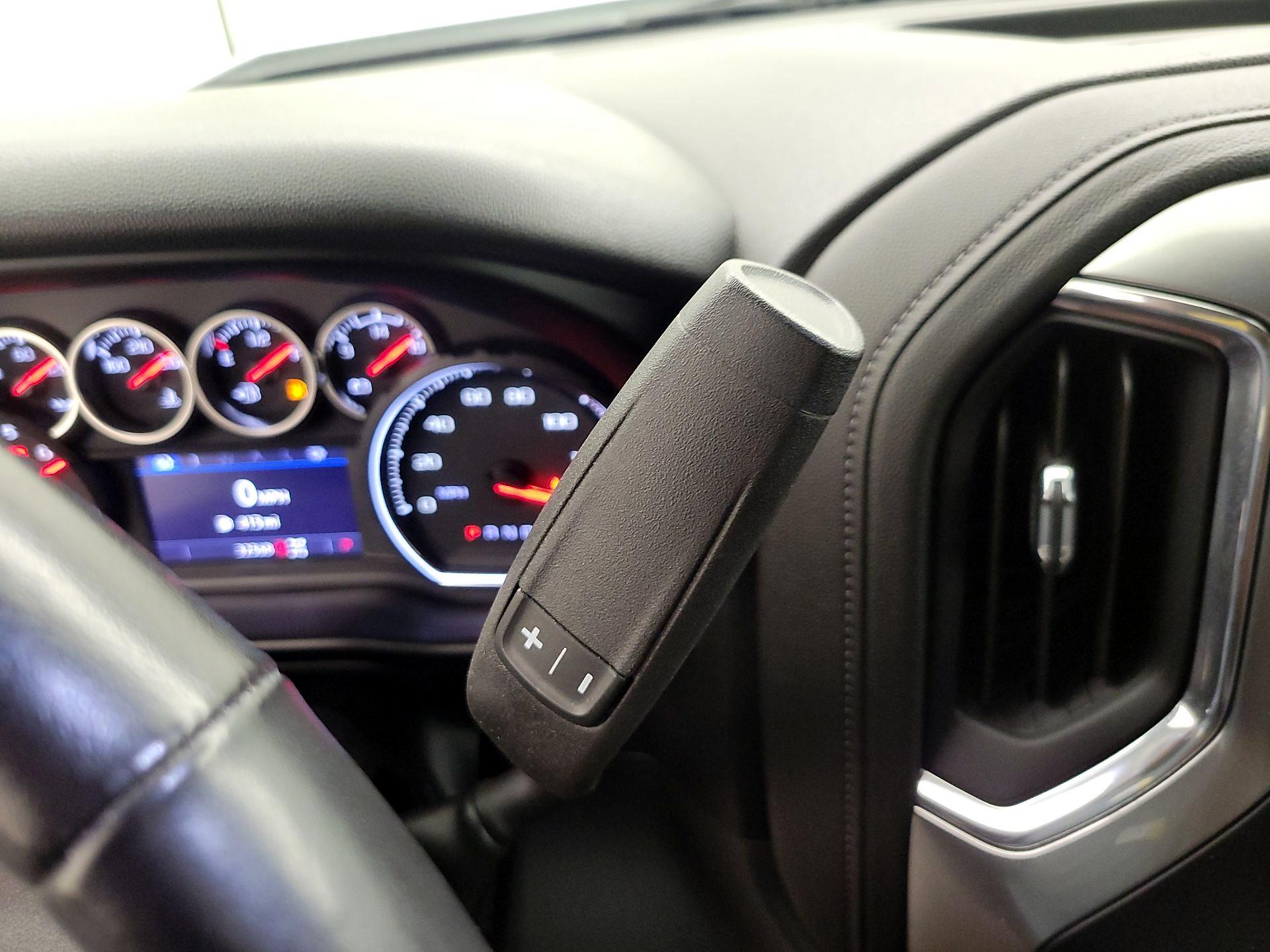 Thumbnail: 2020 Chevrolet Silverado 1500 - 17