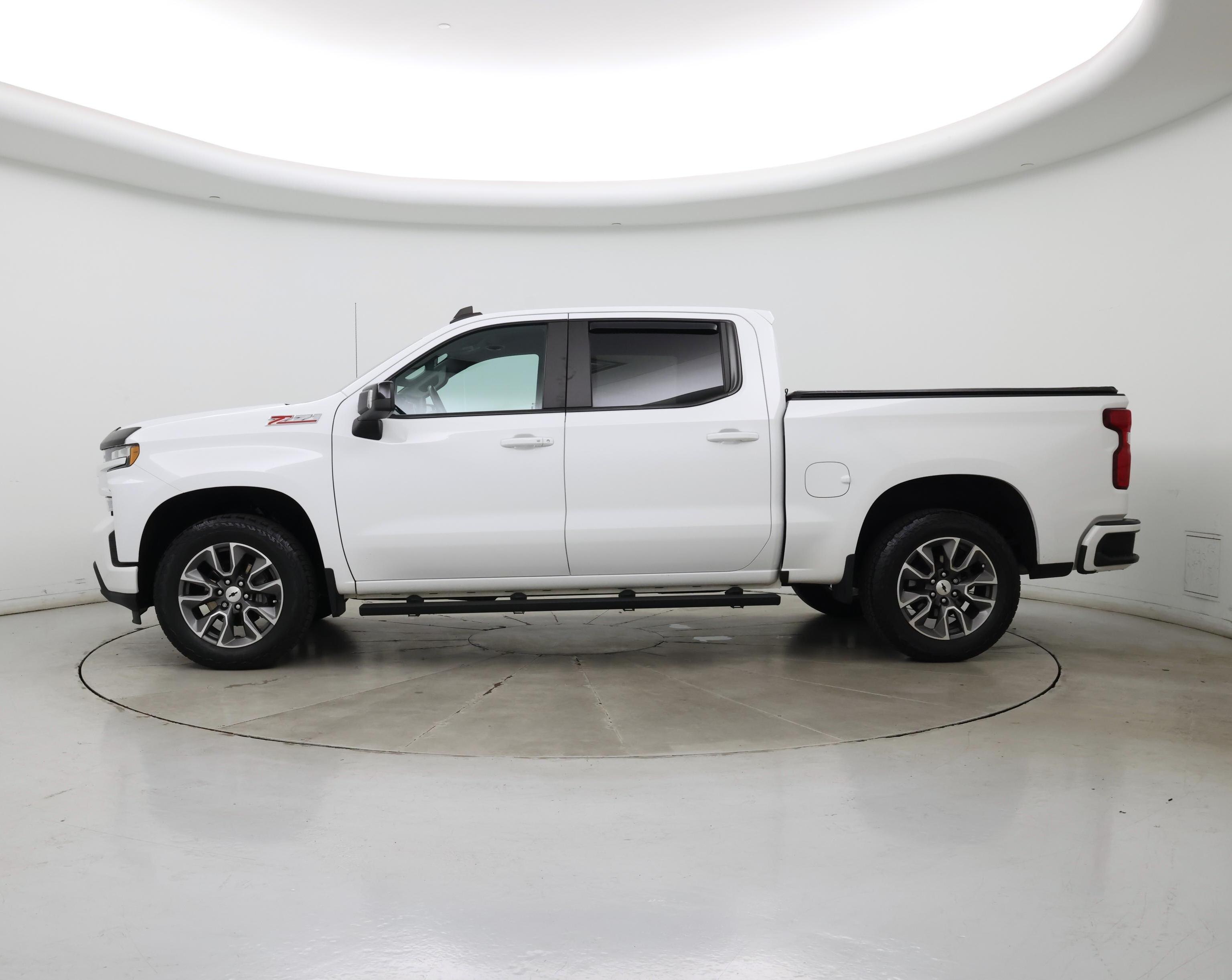 Thumbnail: 2020 Chevrolet Silverado 1500 - 3