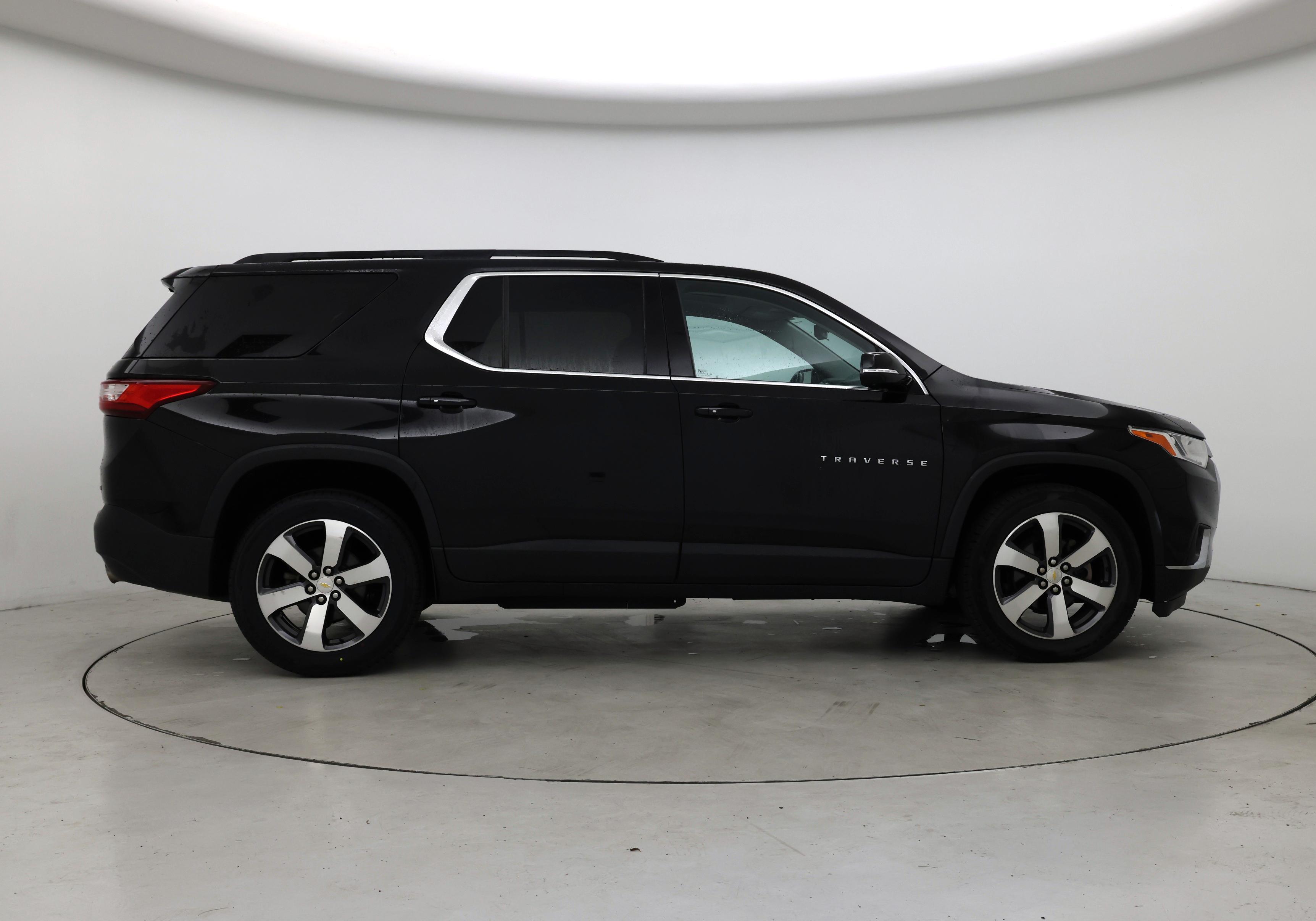 Thumbnail: 2020 Chevrolet Traverse - 7