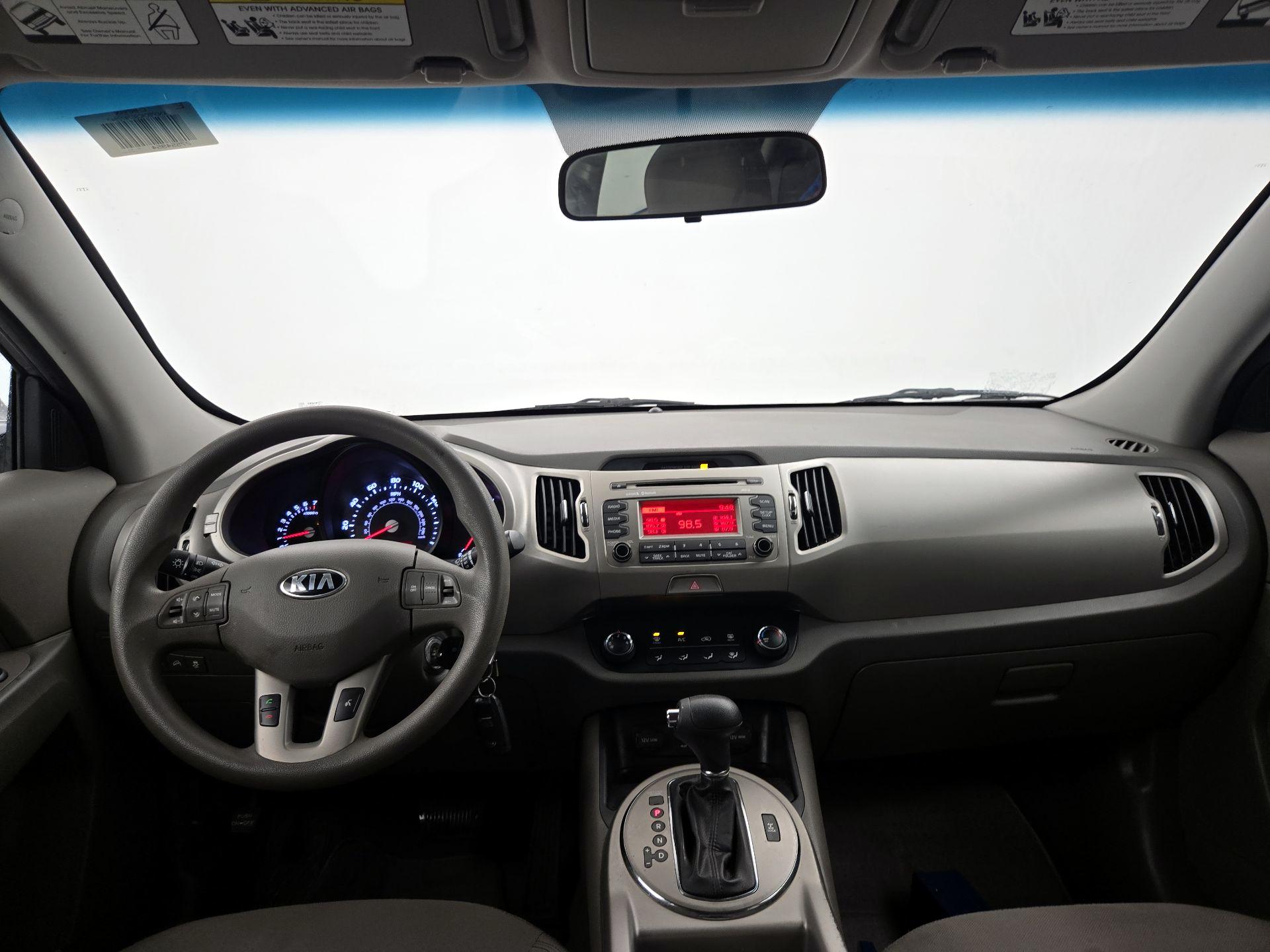 Thumbnail: 2016 Kia Sportage - 9