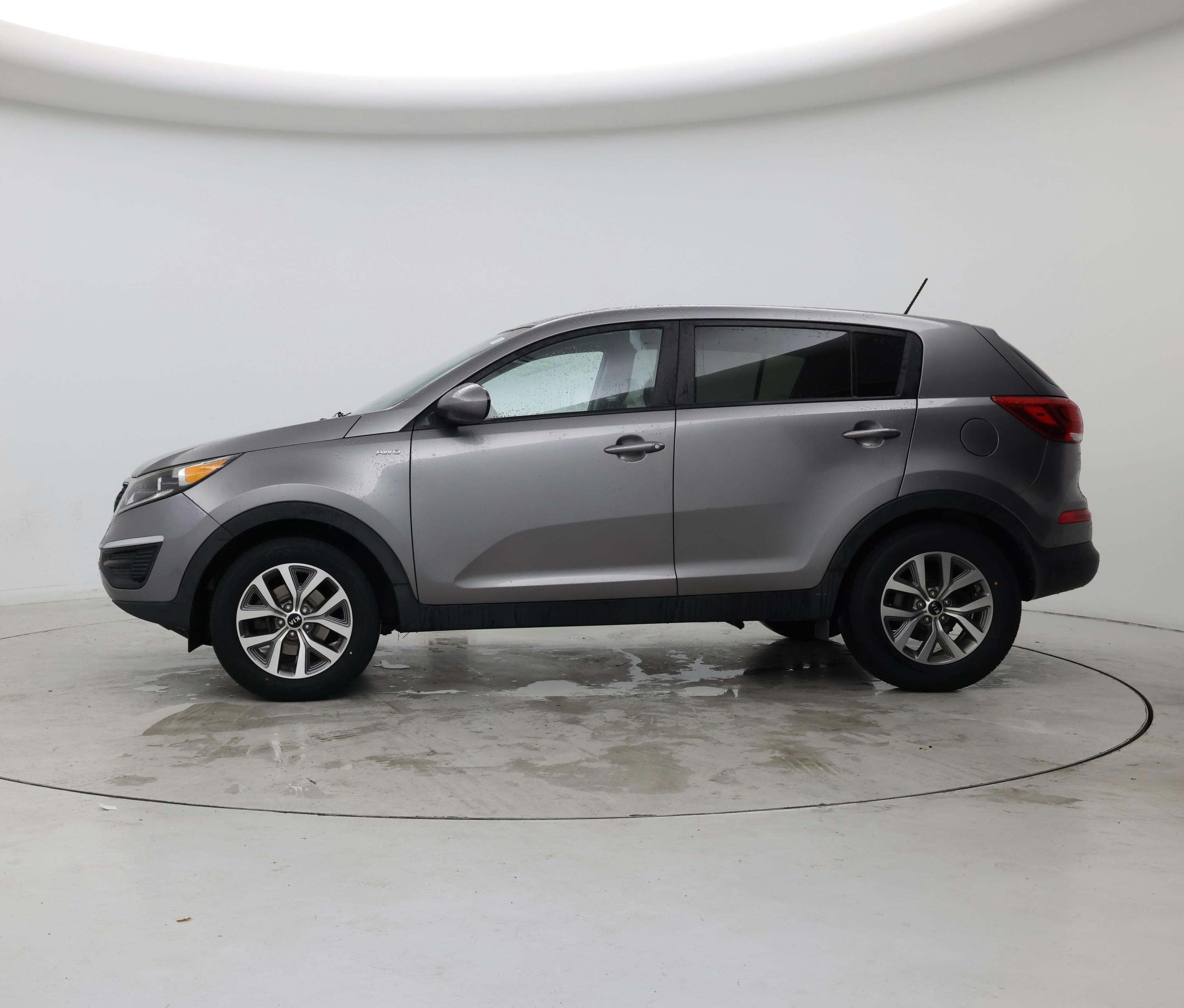 Thumbnail: 2016 Kia Sportage - 3