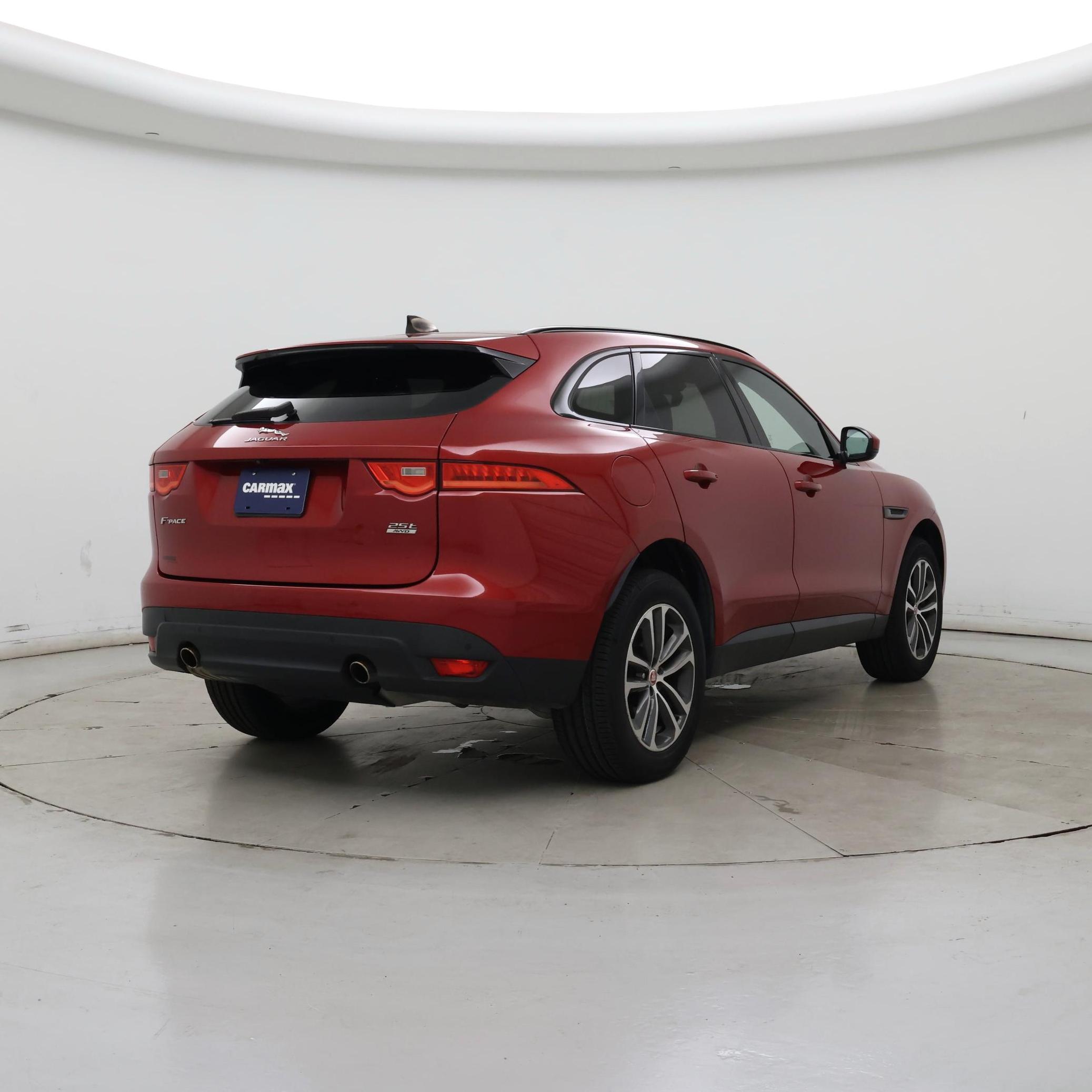 Thumbnail: 2020 Jaguar F-Pace - 8
